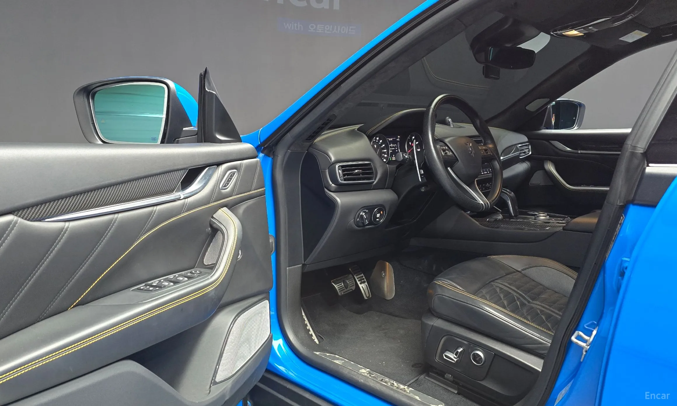Maserati Levante превью 10