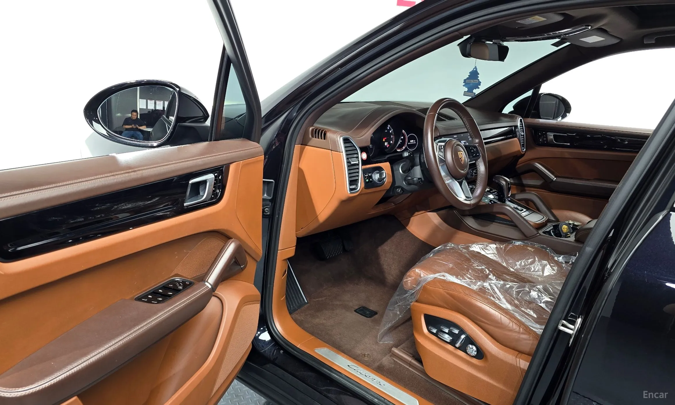 Porsche Cayenne (PO536) превью 10