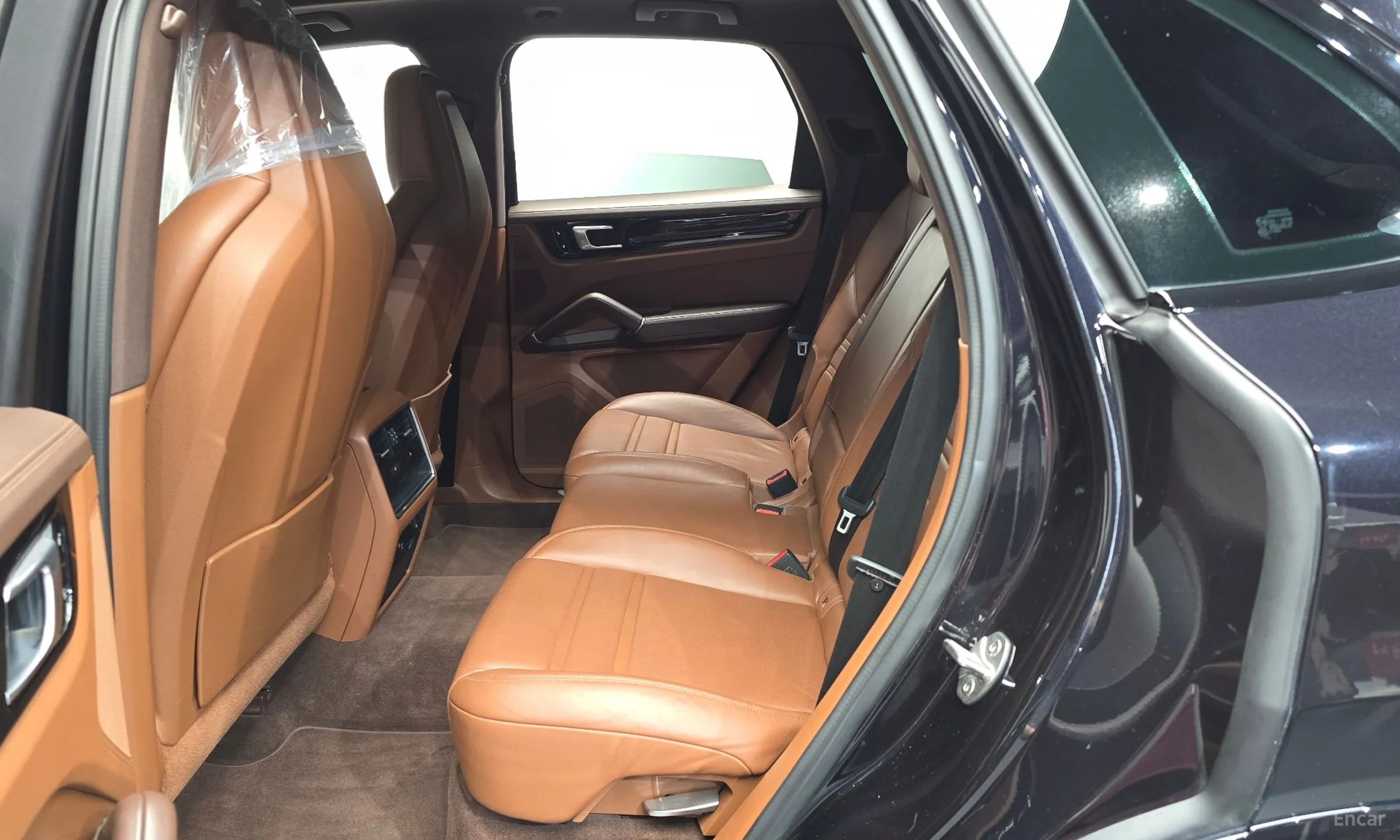Porsche Cayenne (PO536) превью 11