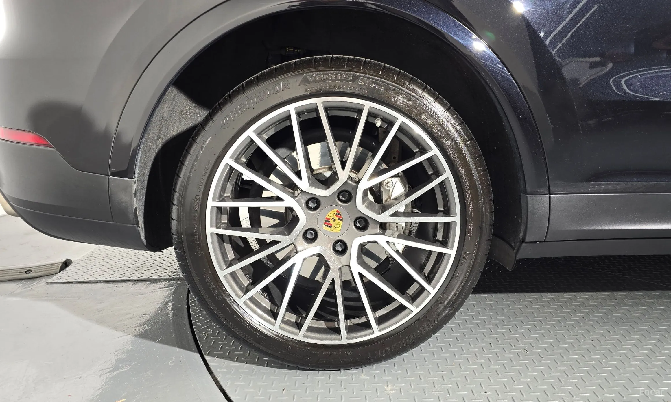 Porsche Cayenne (PO536) превью 5