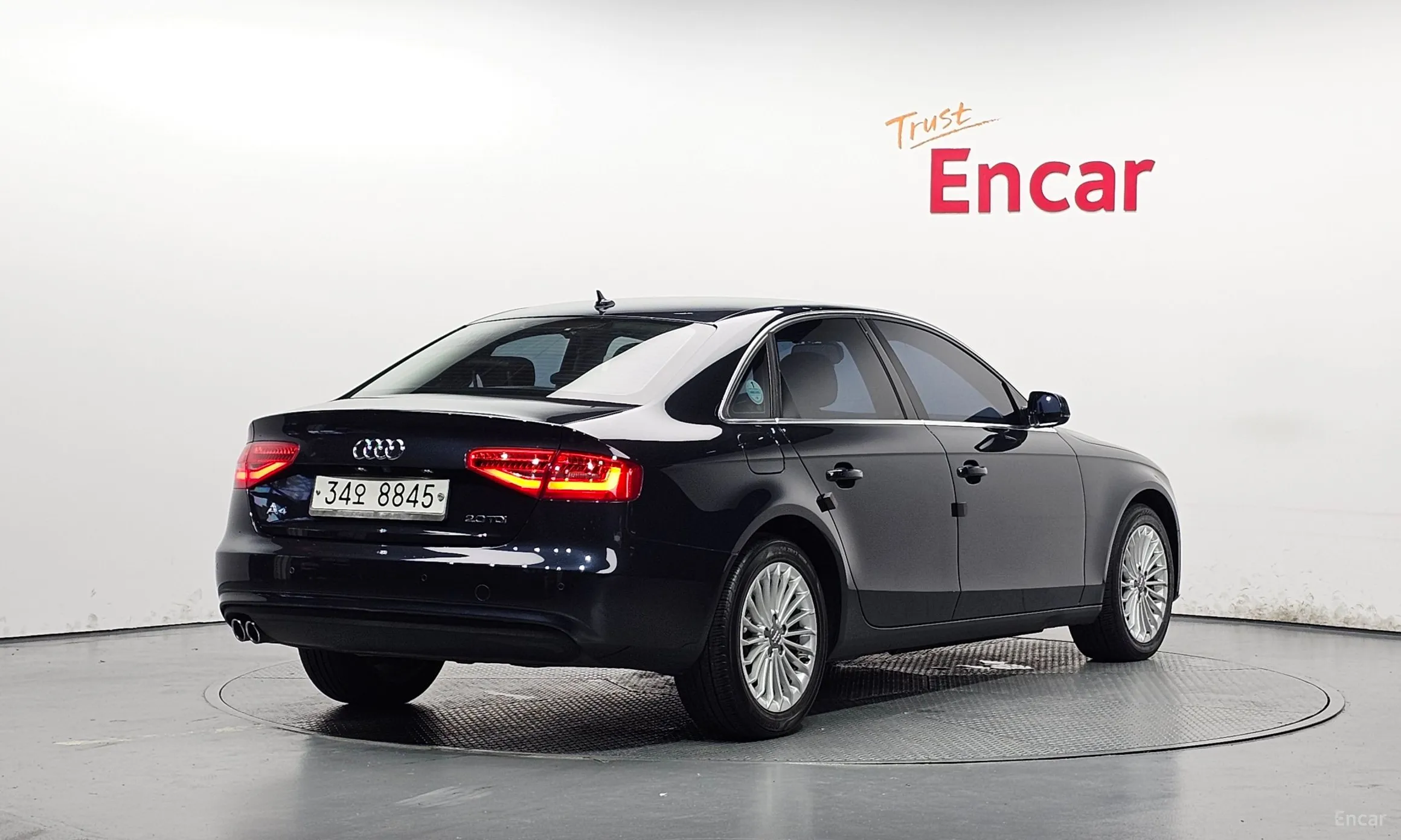 Audi New A4 превью 2
