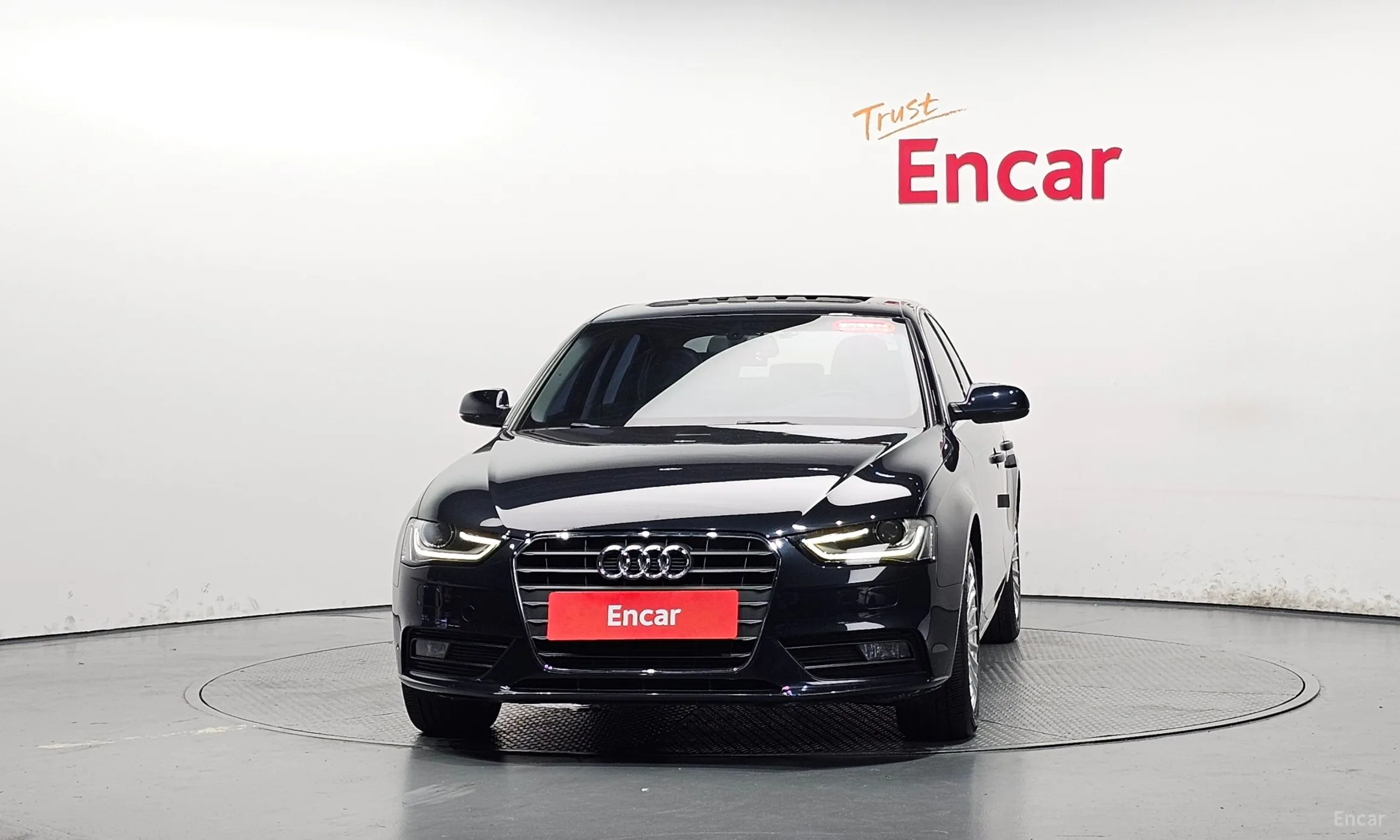 Audi New A4 превью 3