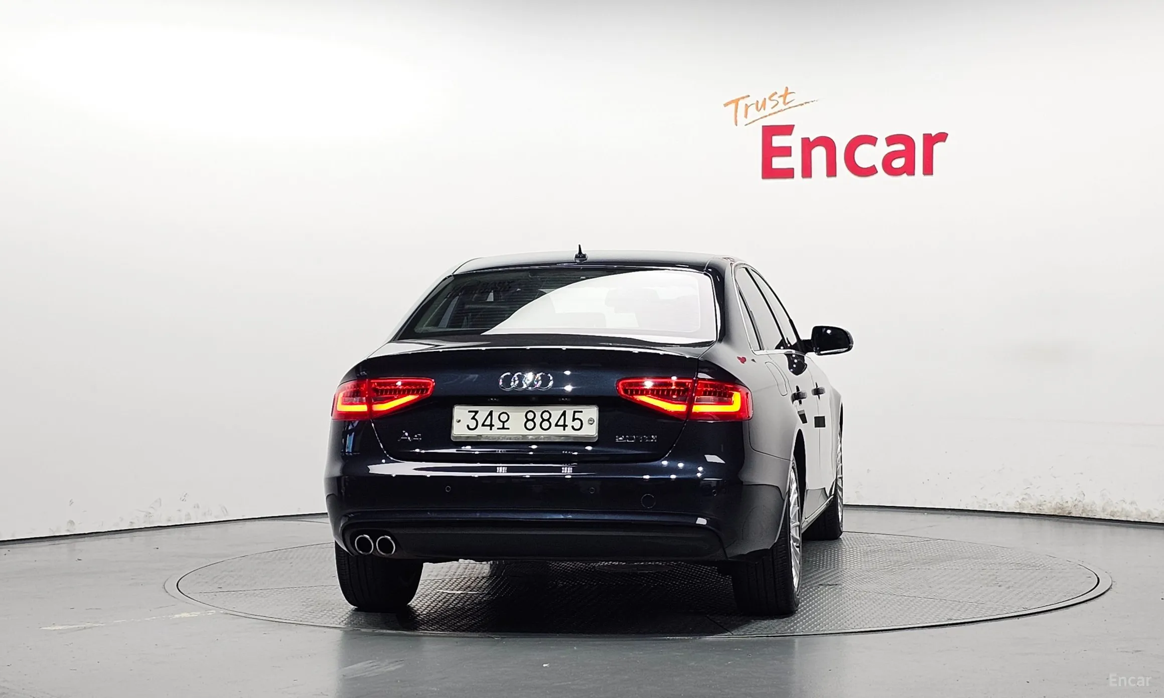 Audi New A4 превью 4