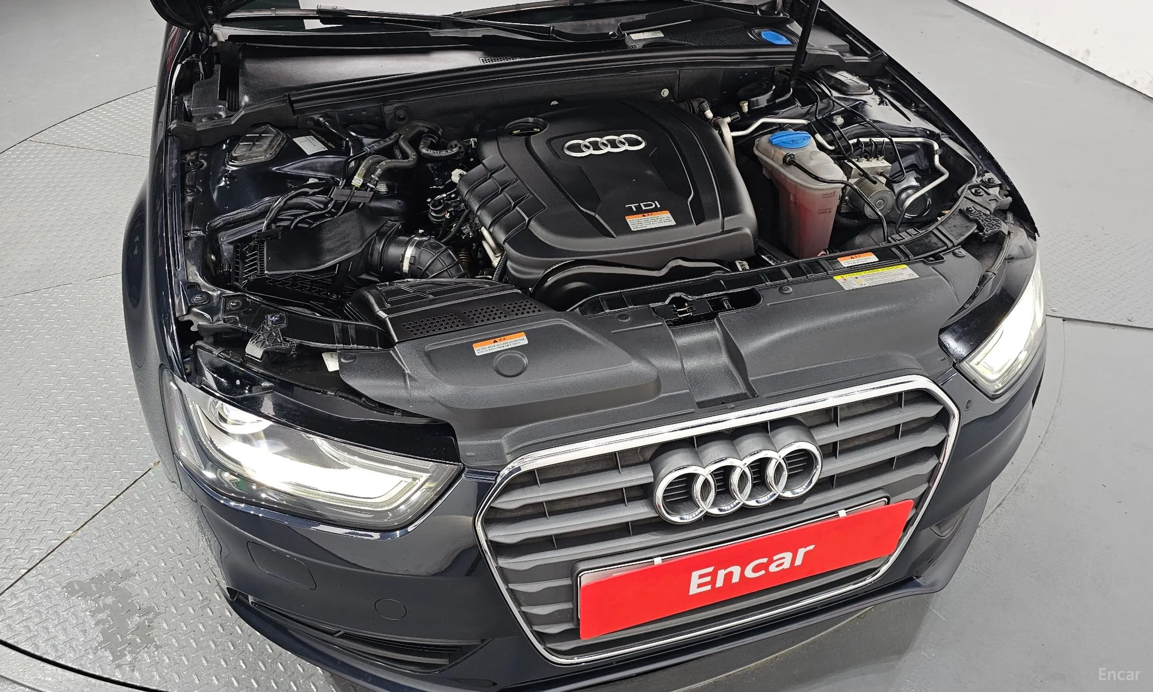 Audi New A4 превью 6