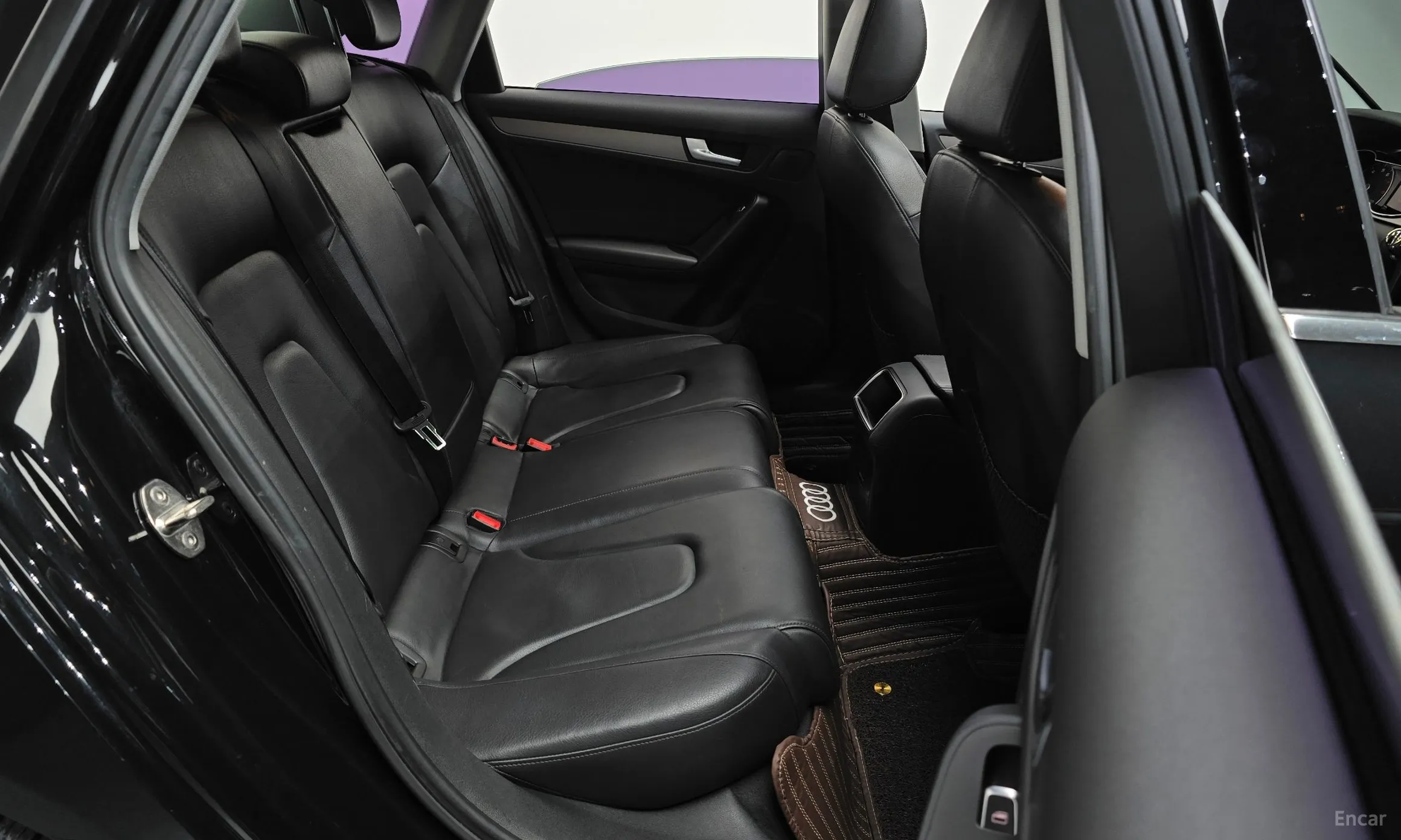 Audi New A4 превью 11