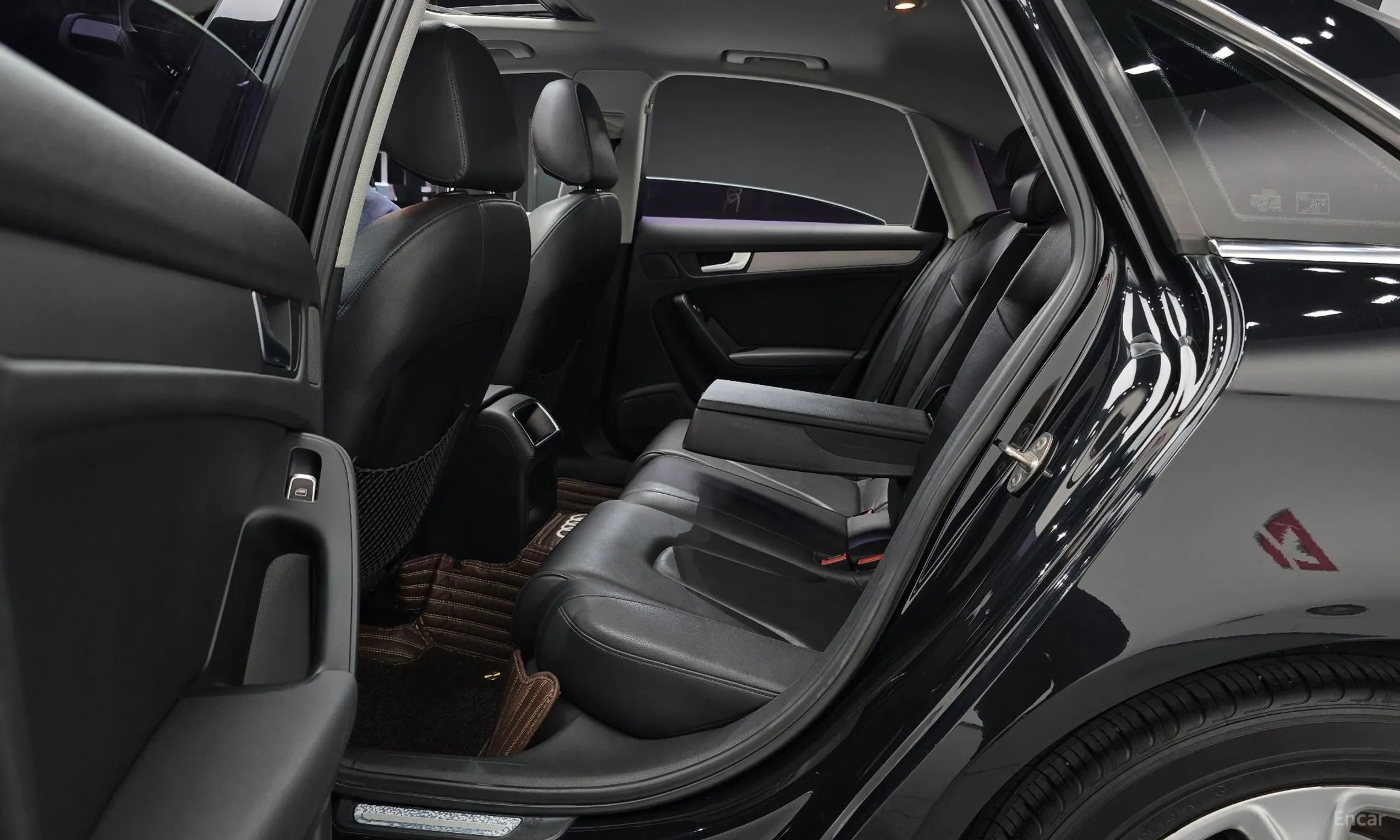 Audi New A4 превью 12