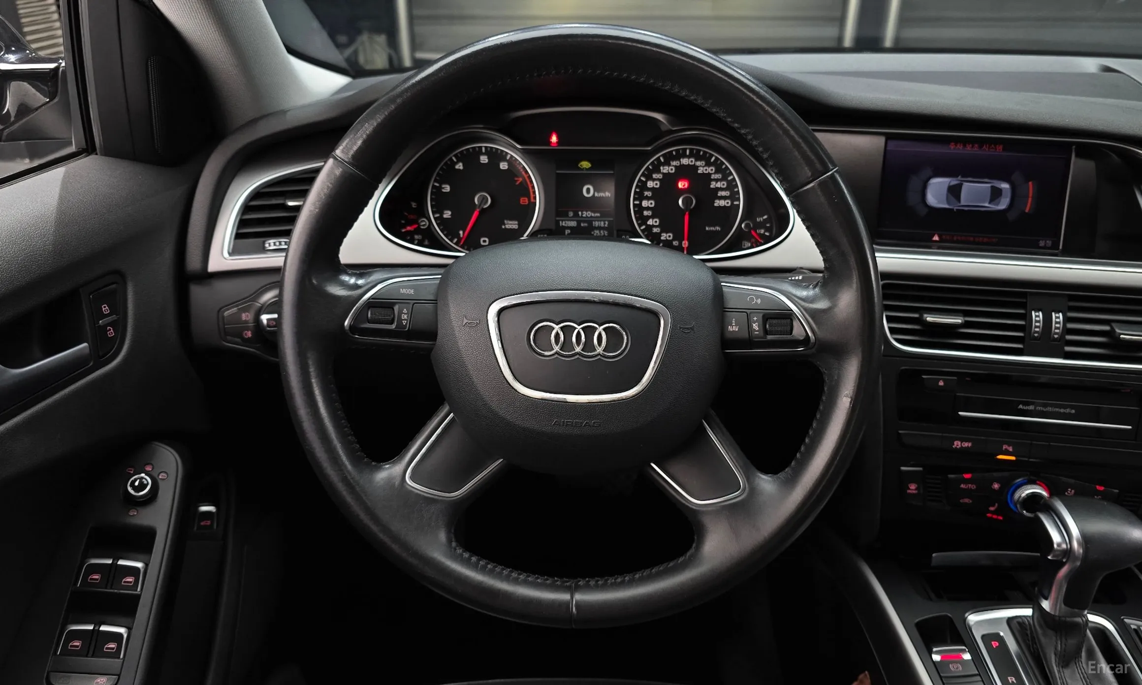 Audi New A4 превью 13