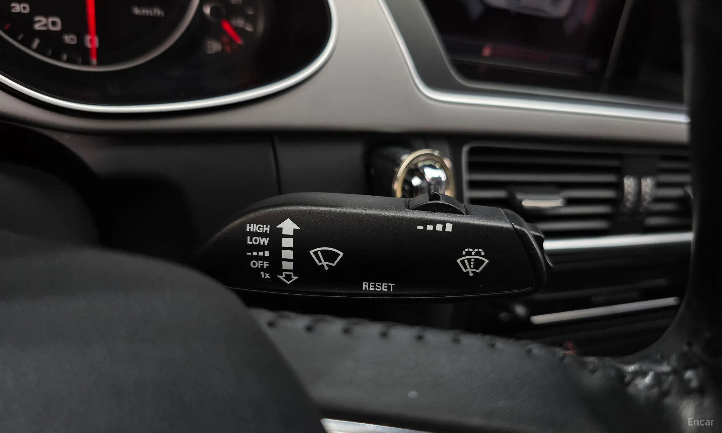 Audi New A4 превью 18