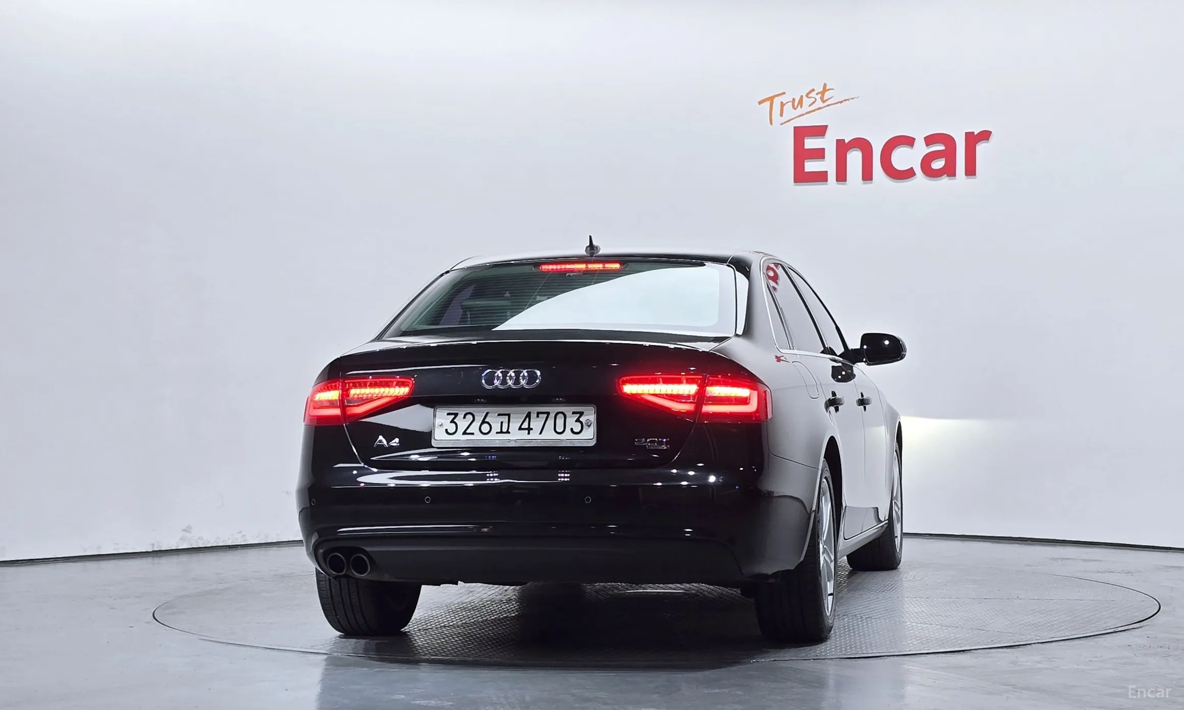 Audi New A4 превью 4