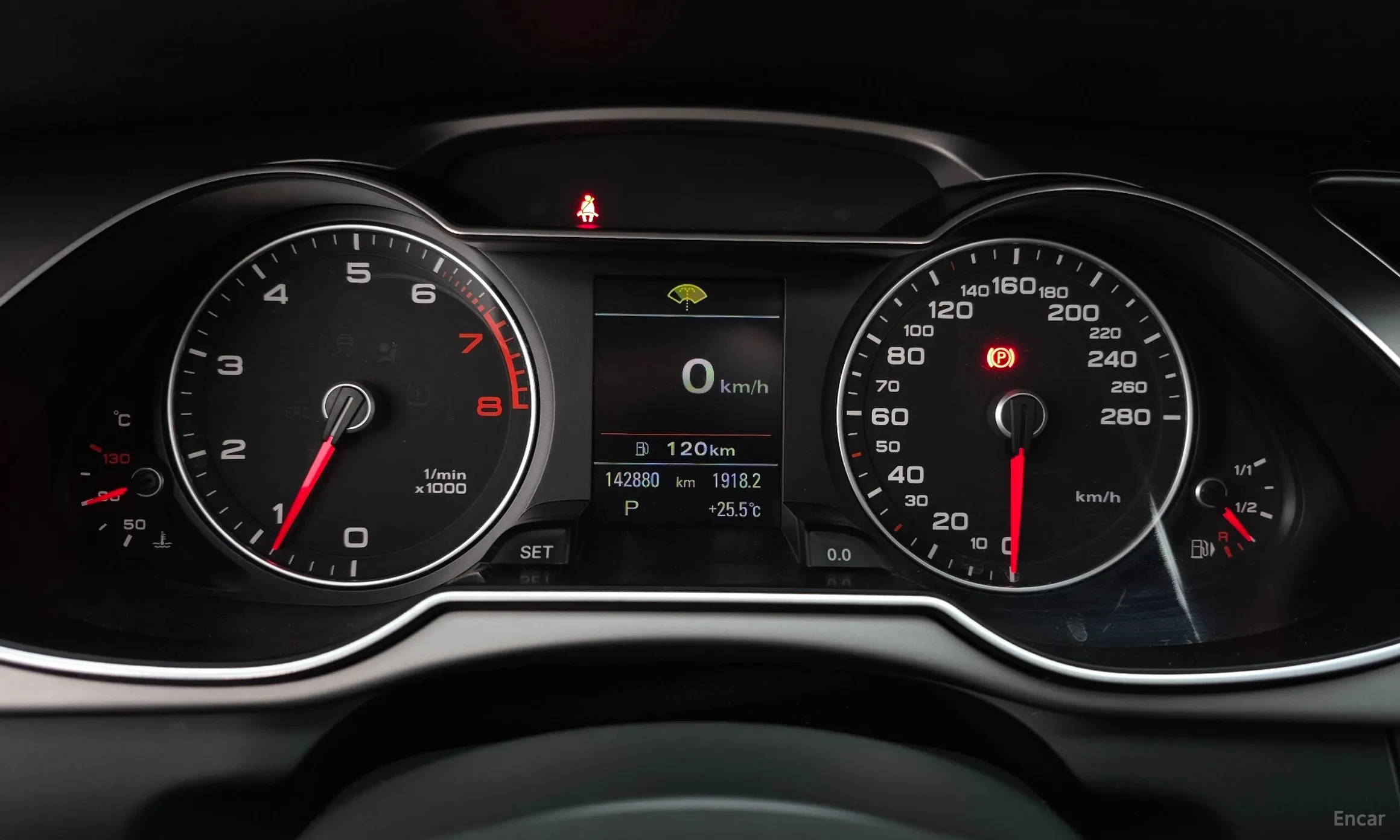 Audi New A4 превью 8