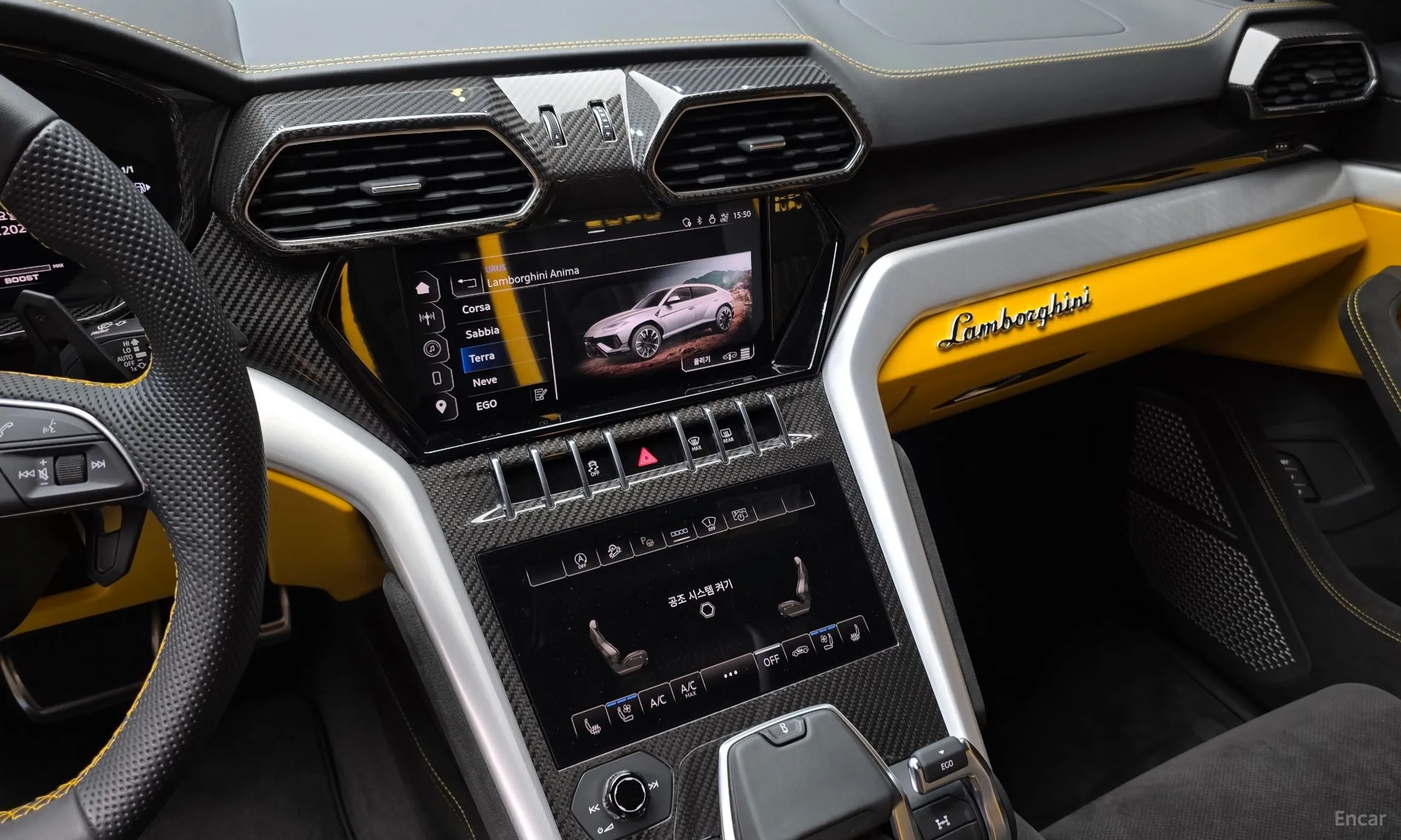 Lamborghini Urus превью 14