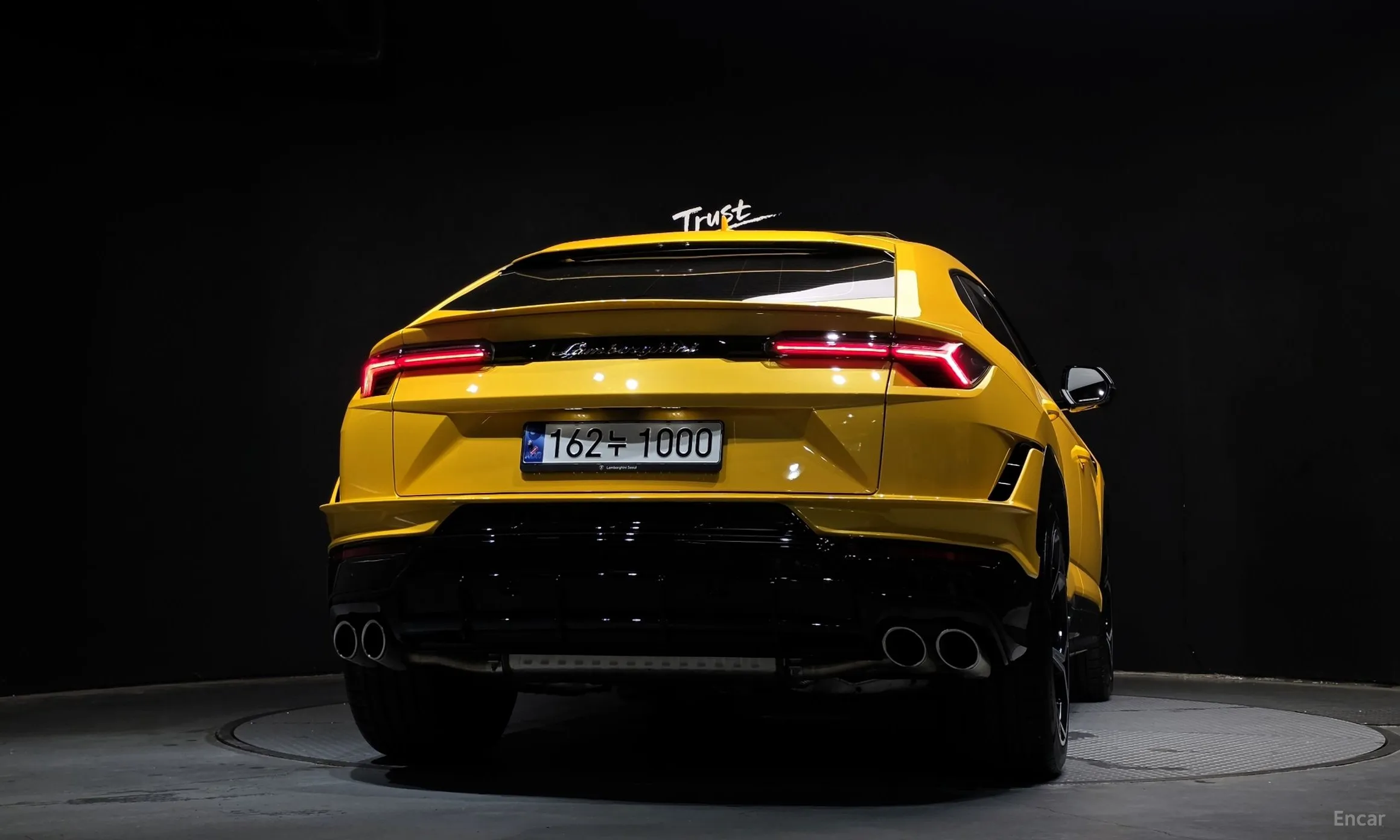 Lamborghini Urus превью 4