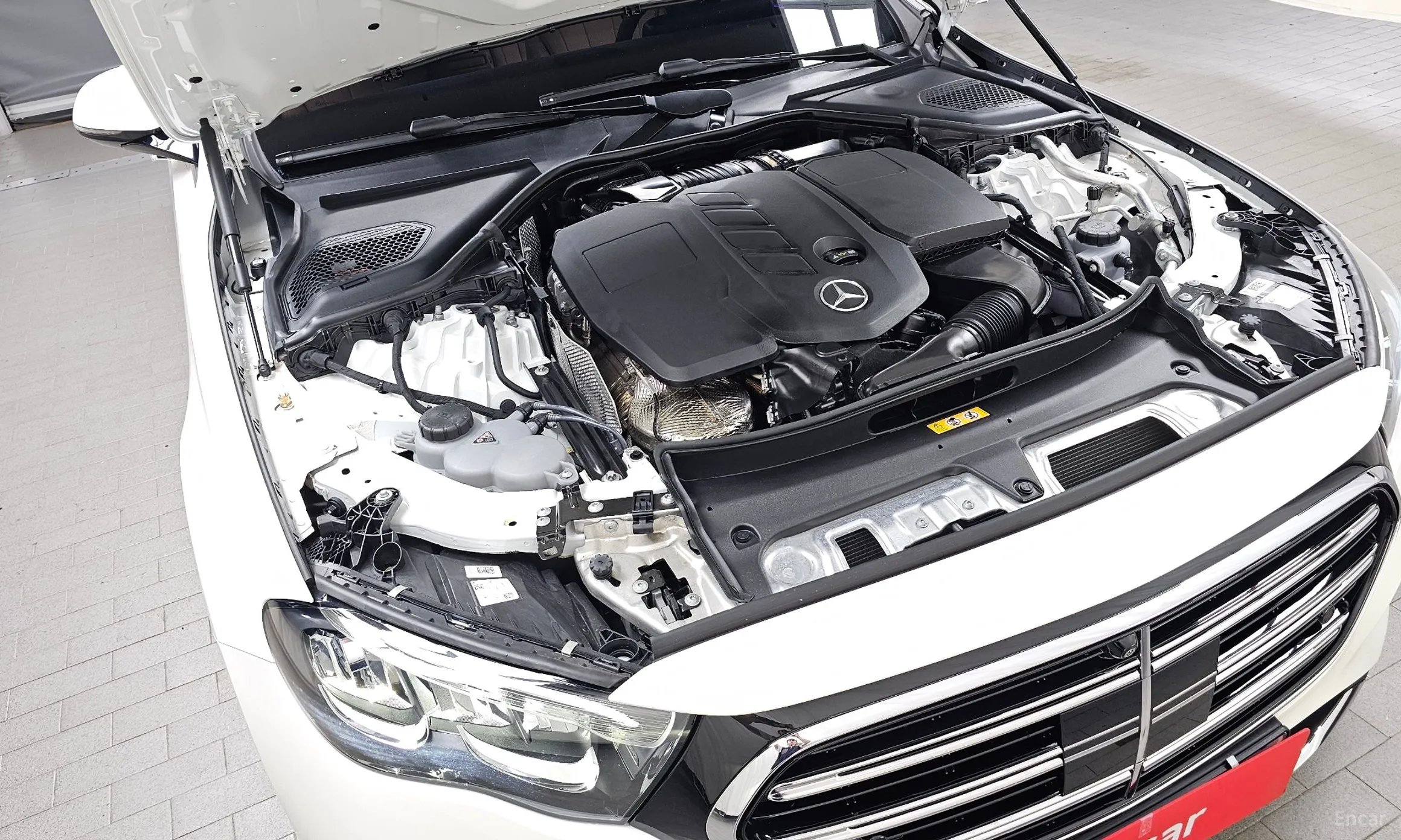 Mercedes Benz E-Class W214 превью 6