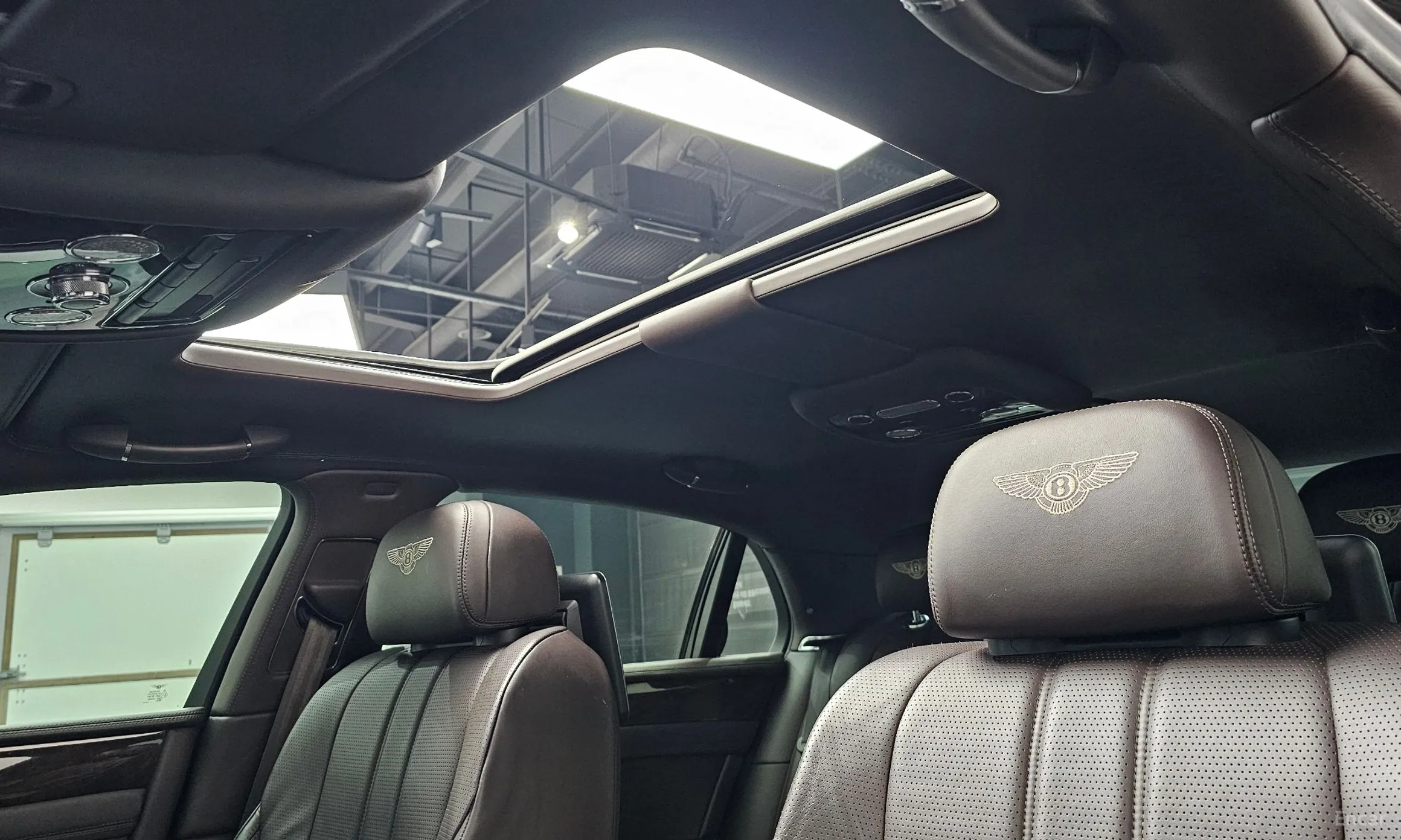 Bentley Flying Spur 2nd Generation превью 15