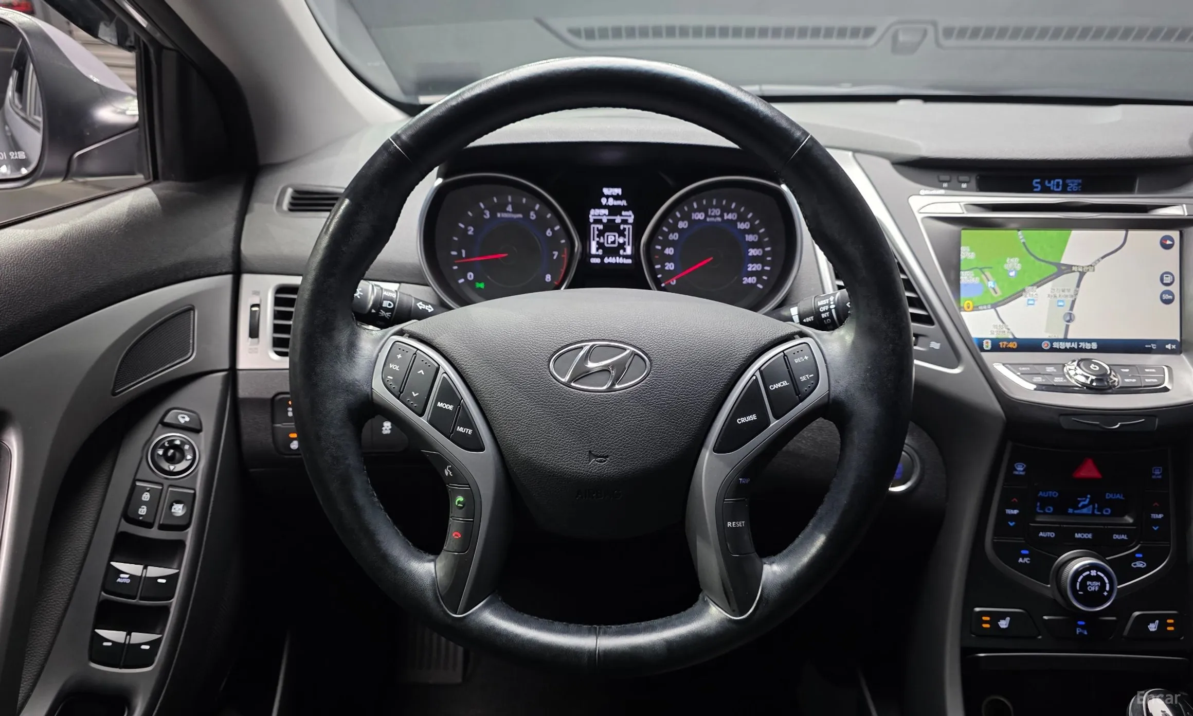 Hyundai Avante превью 13