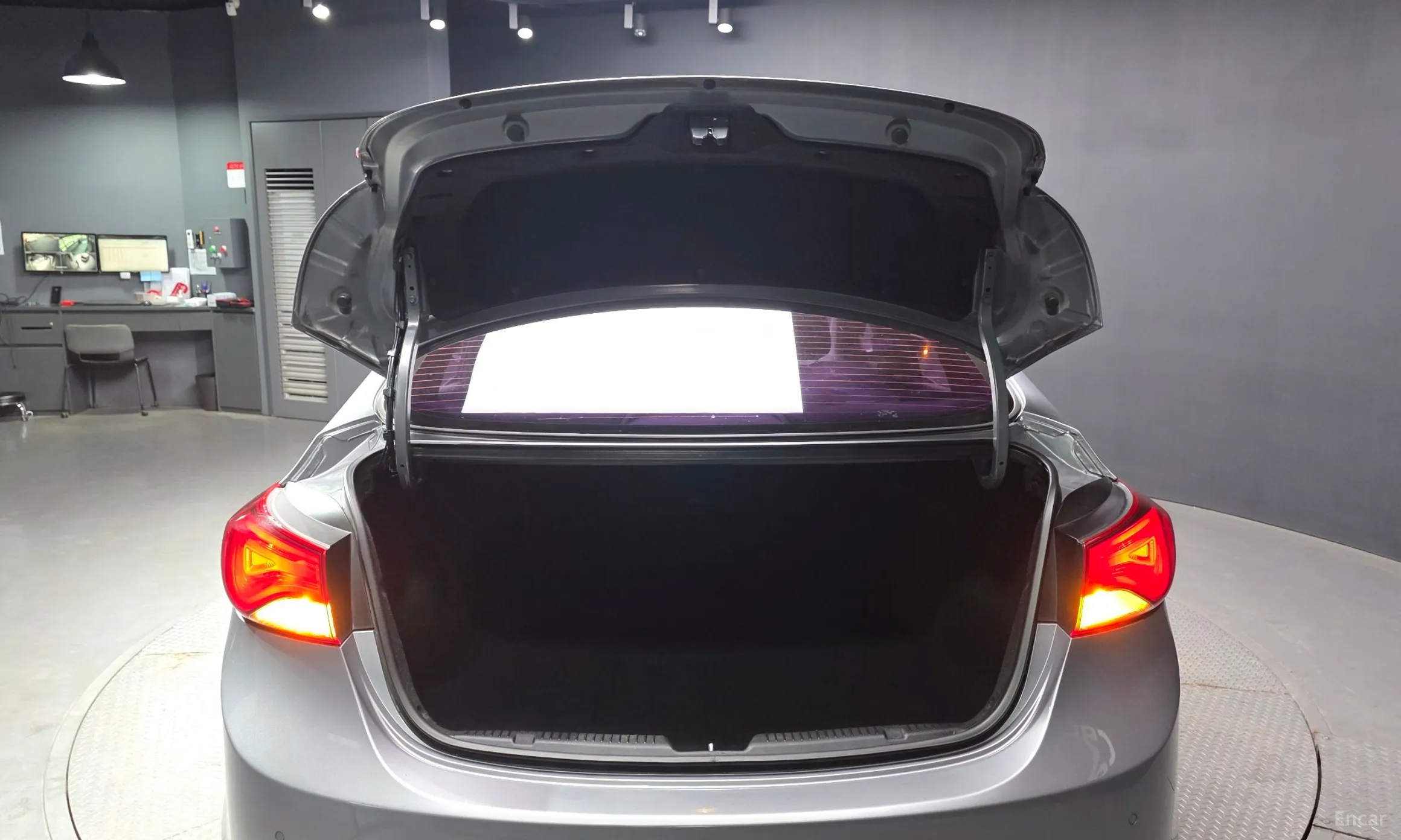 Hyundai Avante превью 20