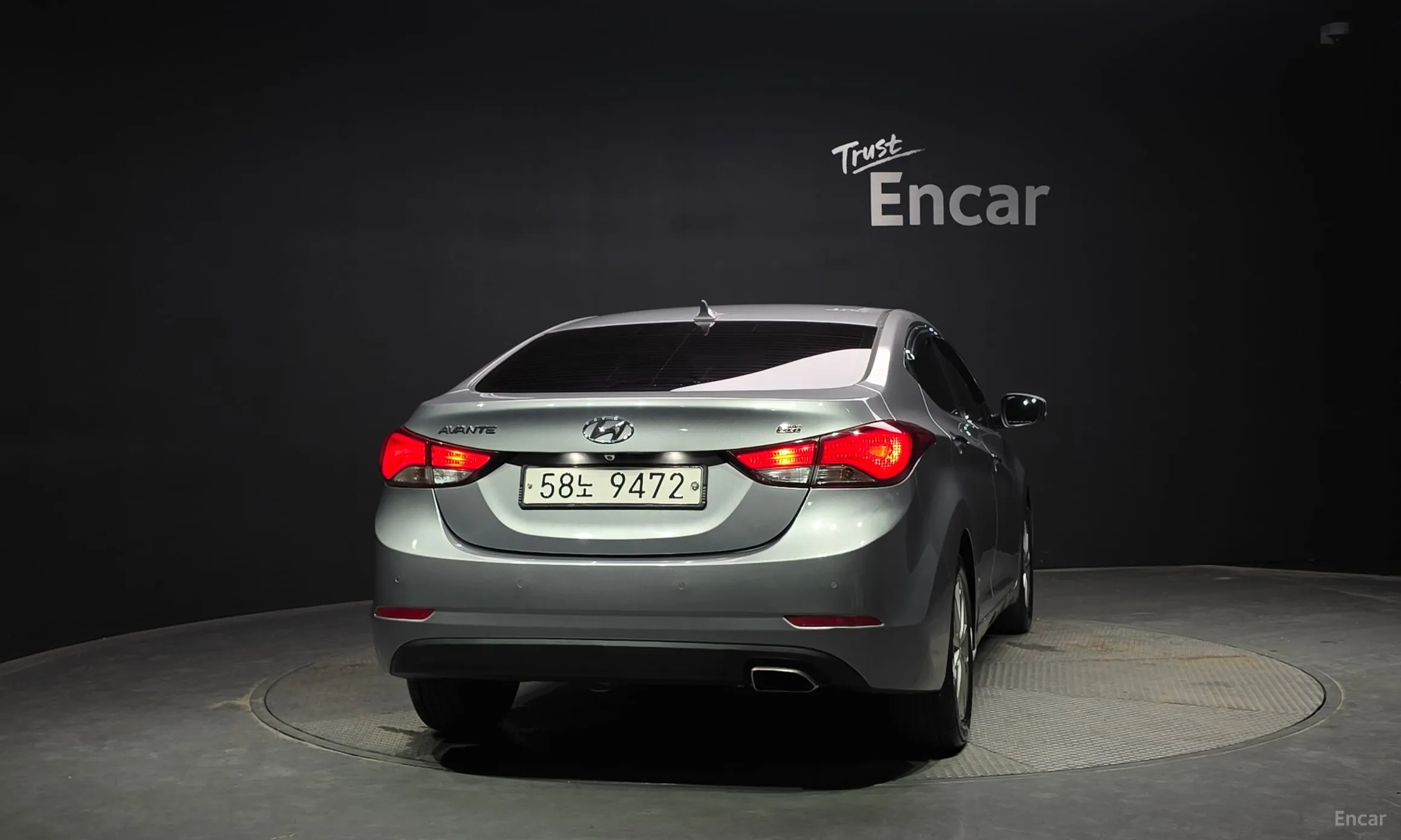 Hyundai Avante превью 4