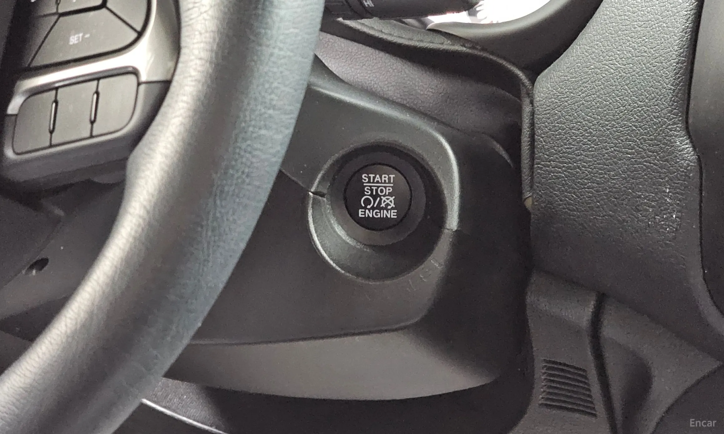 Jeep Renegade превью 19