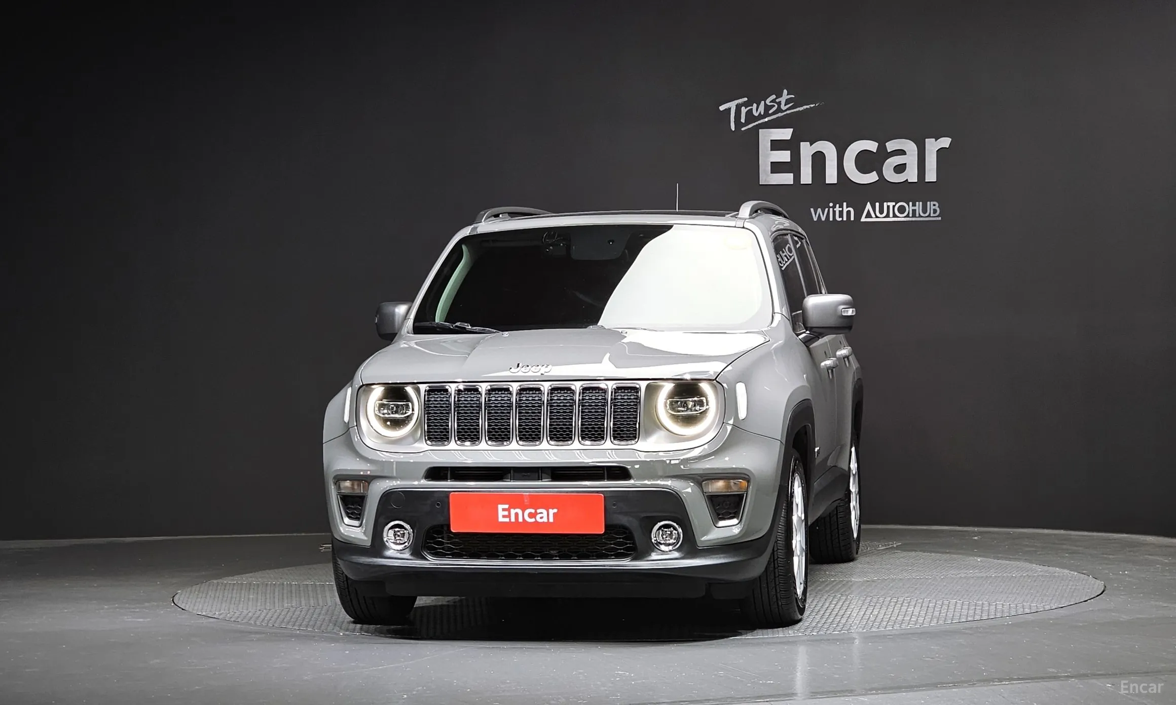 Jeep Renegade превью 3