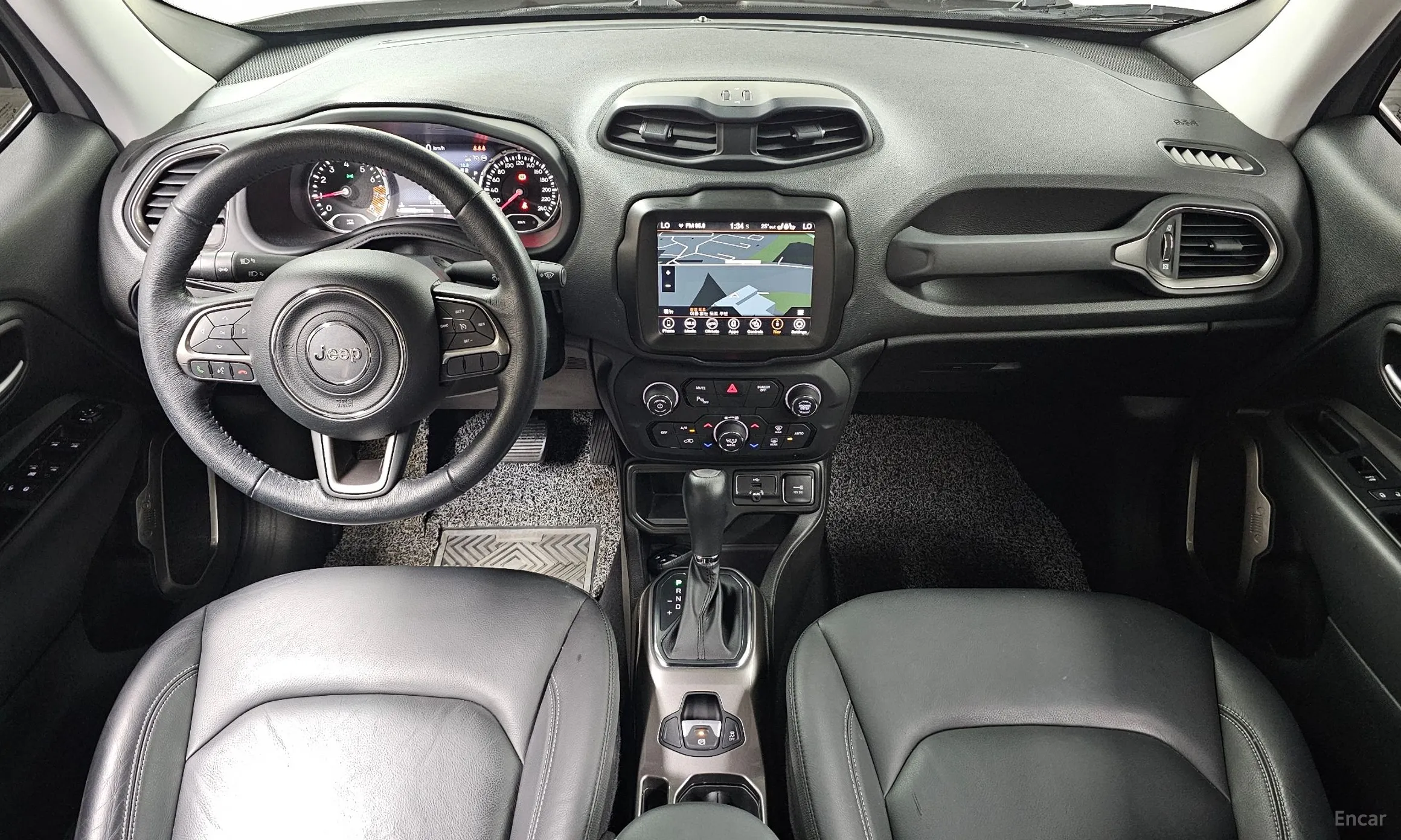 Jeep Renegade превью 7
