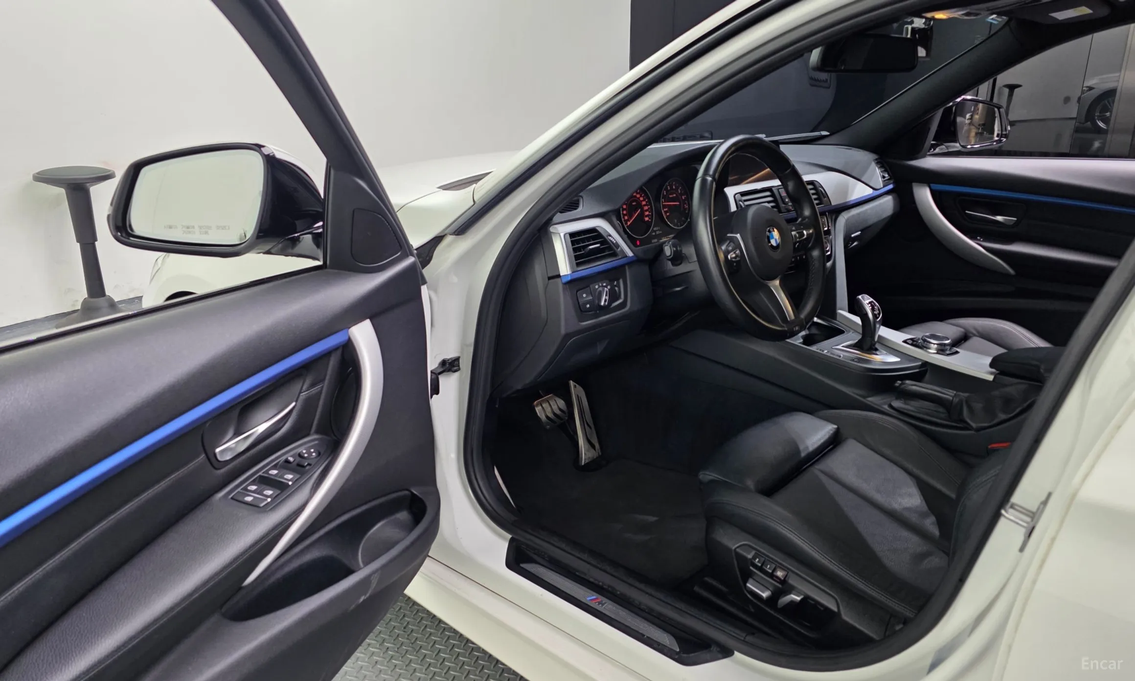 BMW 3 Series (F30) превью 10