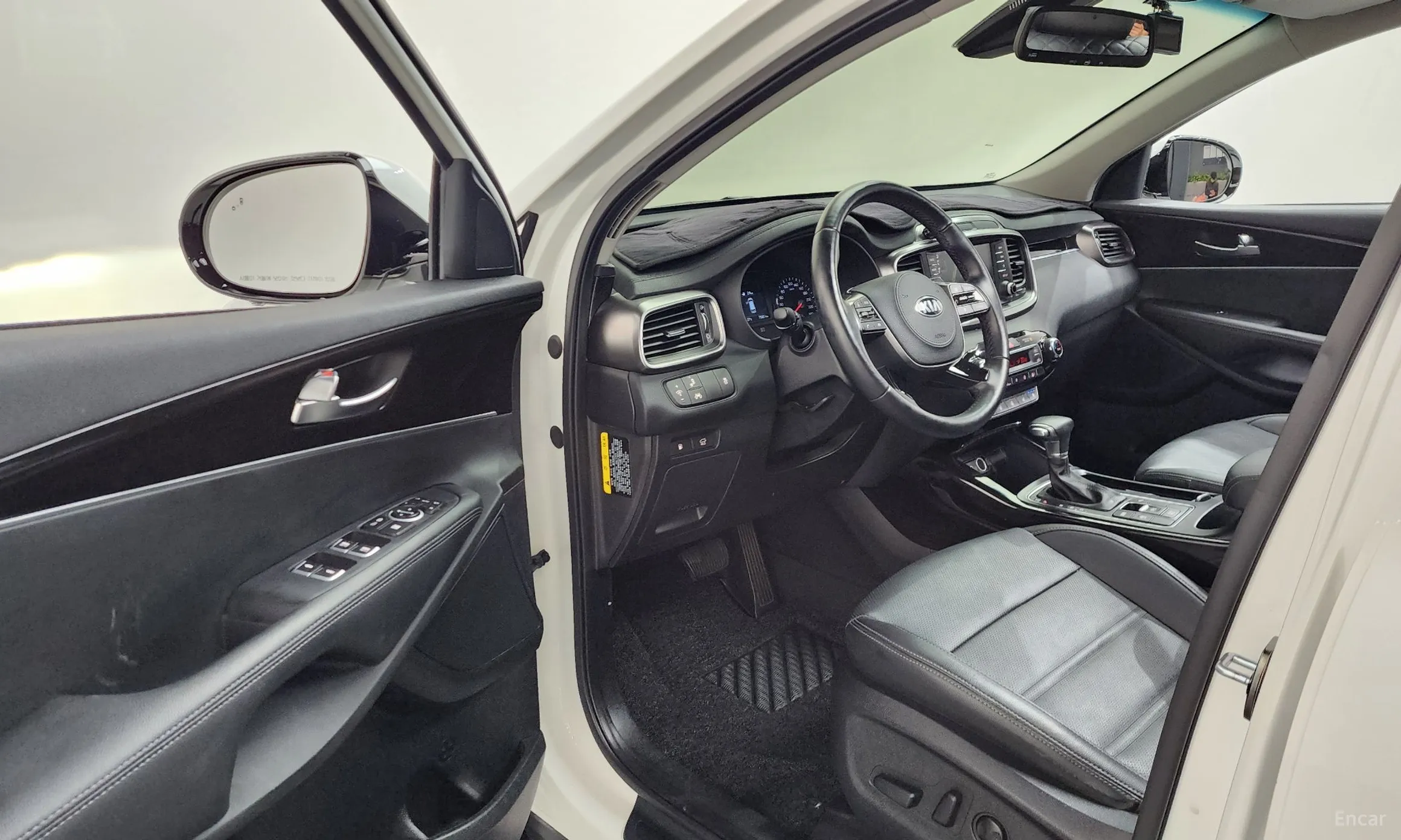 Kia Sorento превью 10