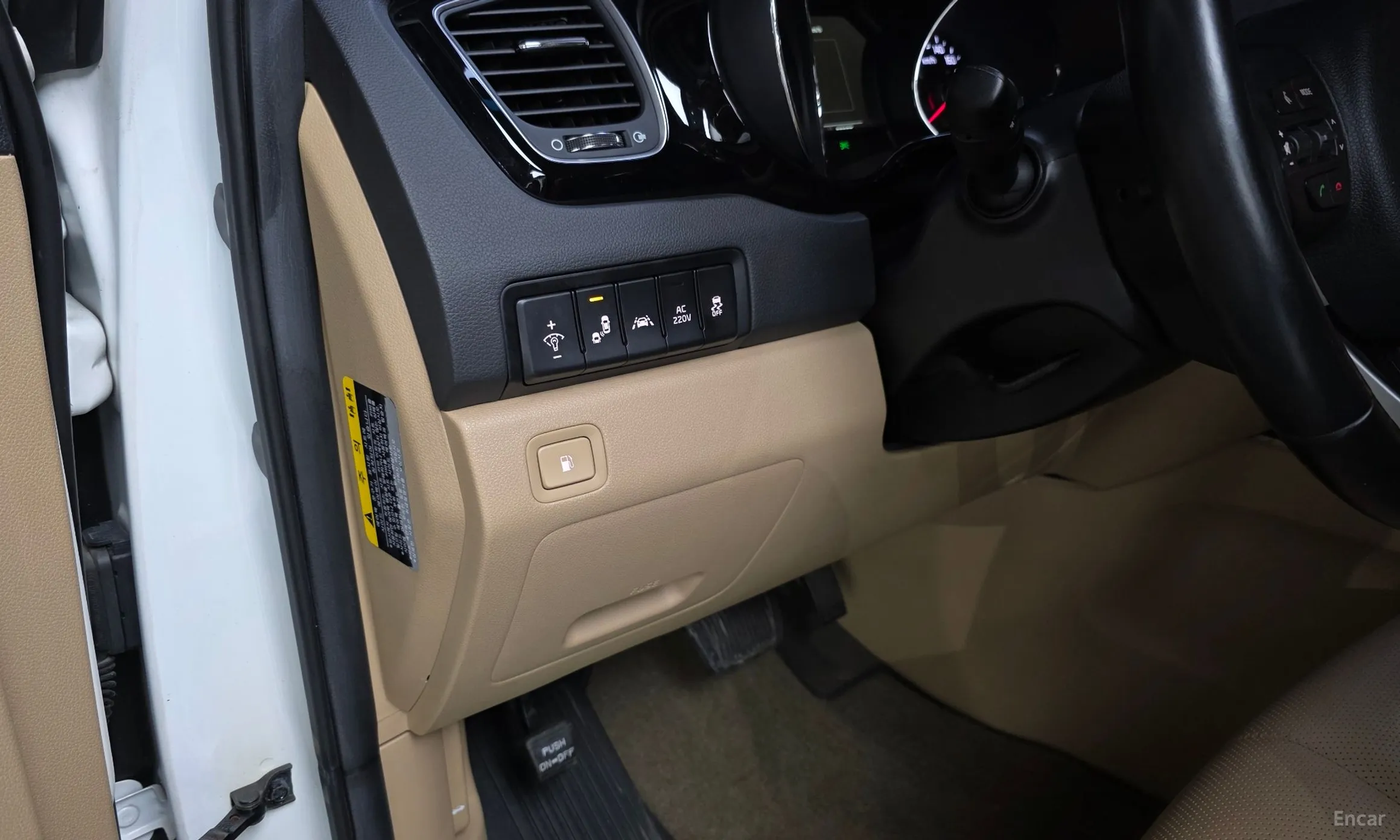 Kia Carnival превью 13