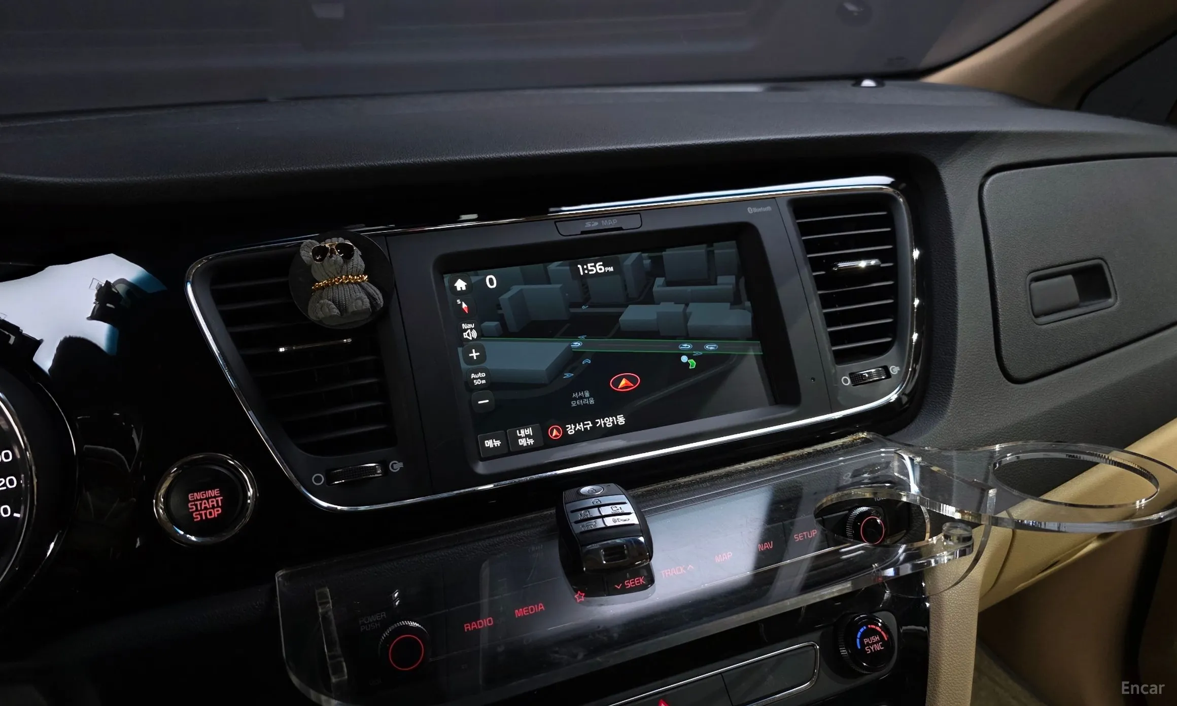 Kia Carnival превью 15