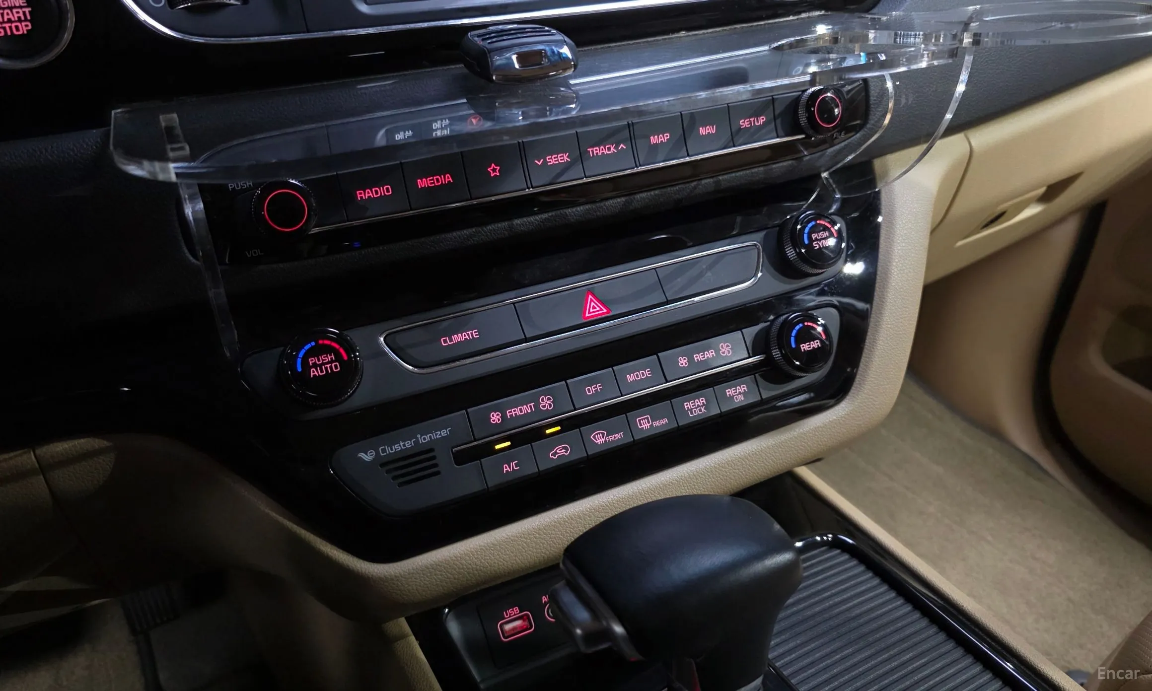 Kia Carnival превью 17