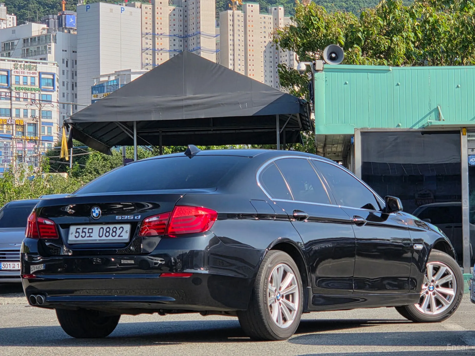 BMW 5 Series (F10) превью 4