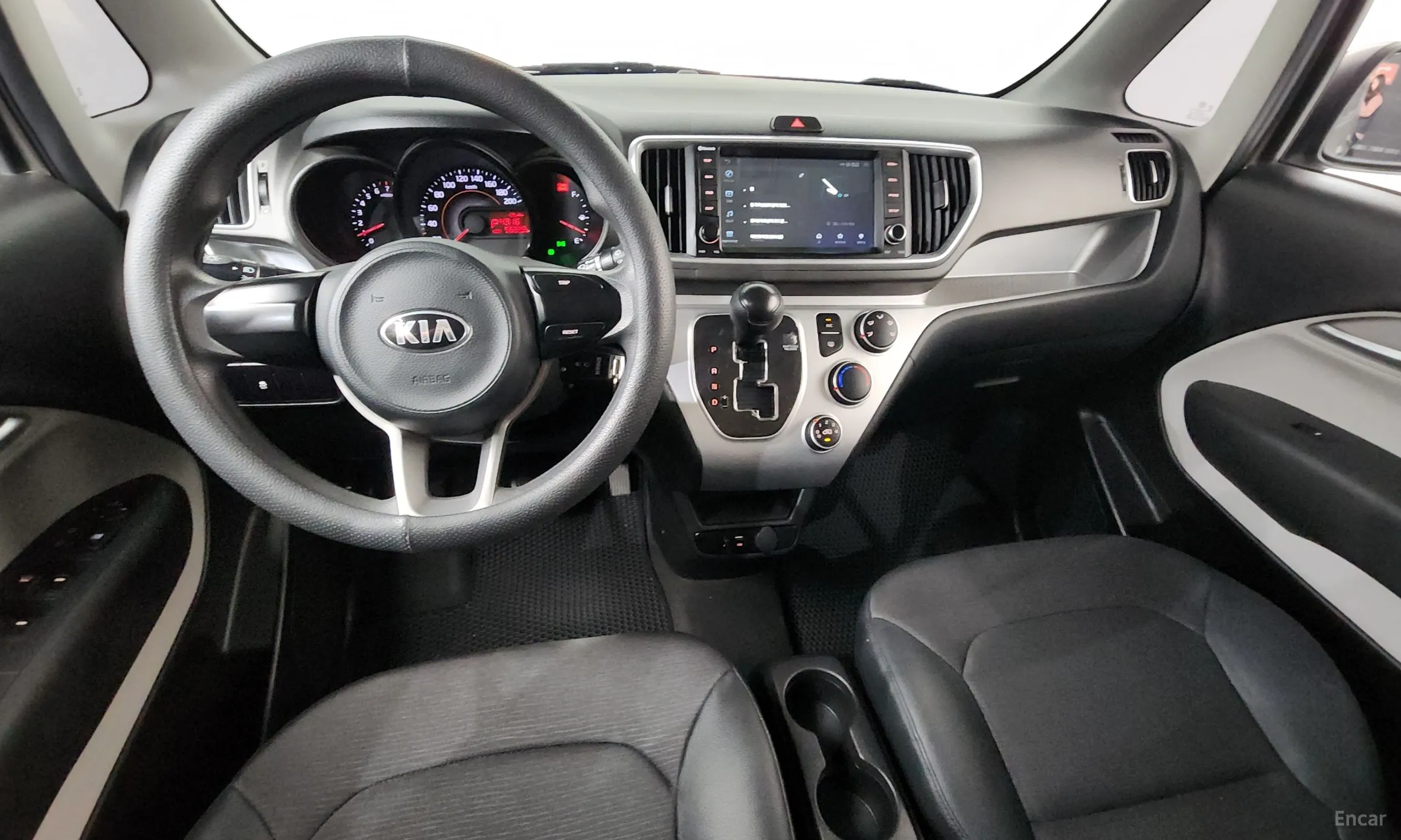 Kia Ray превью 7