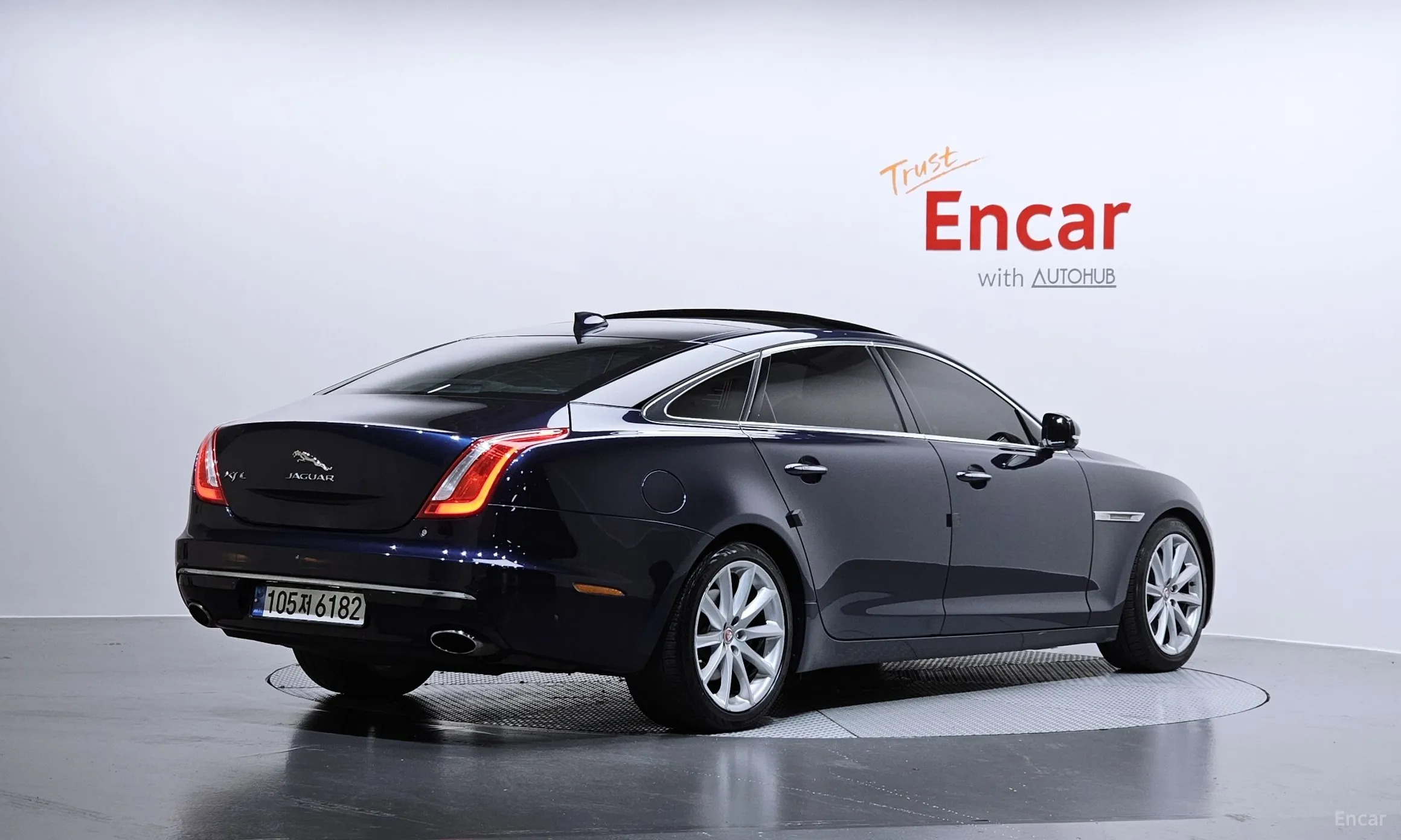Jaguar All New XJ