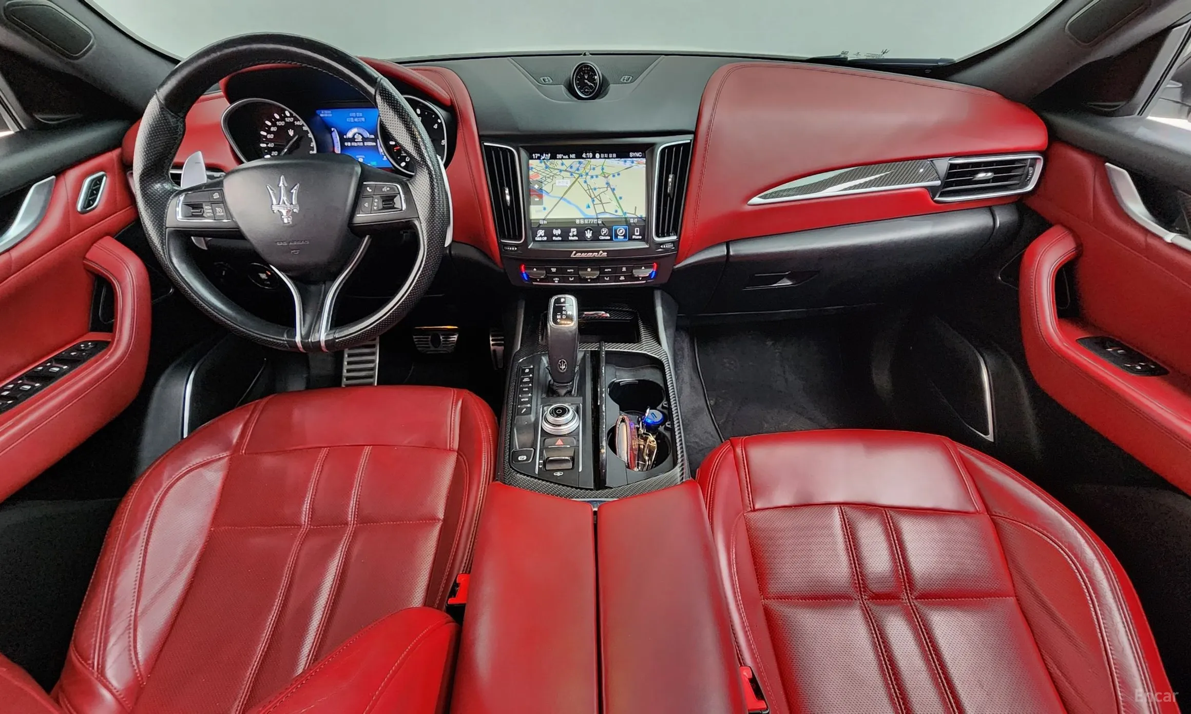 Maserati Levante превью 7