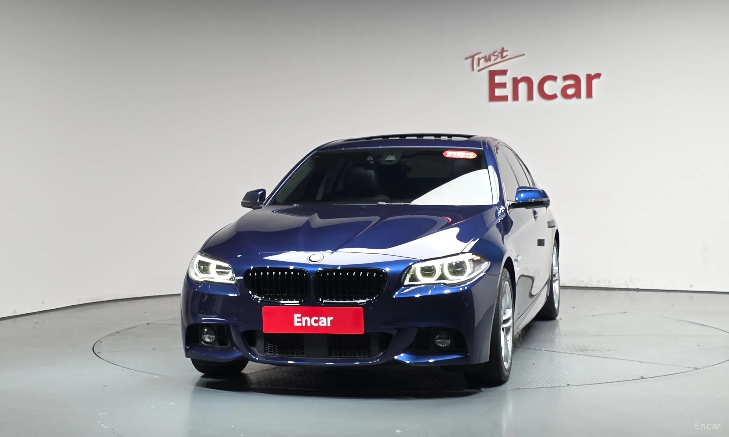 BMW 5 Series (F10) превью 3