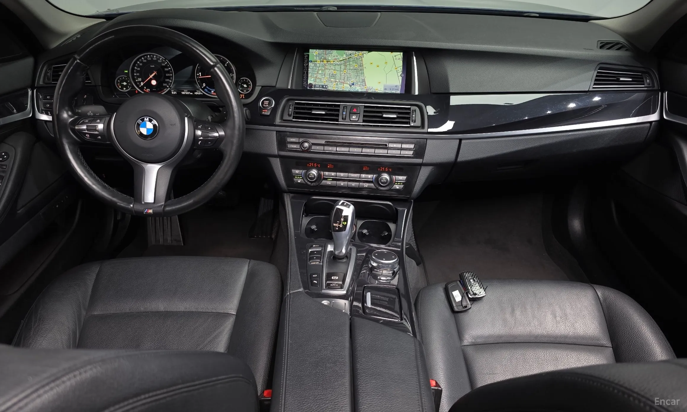 BMW 5 Series (F10) превью 7