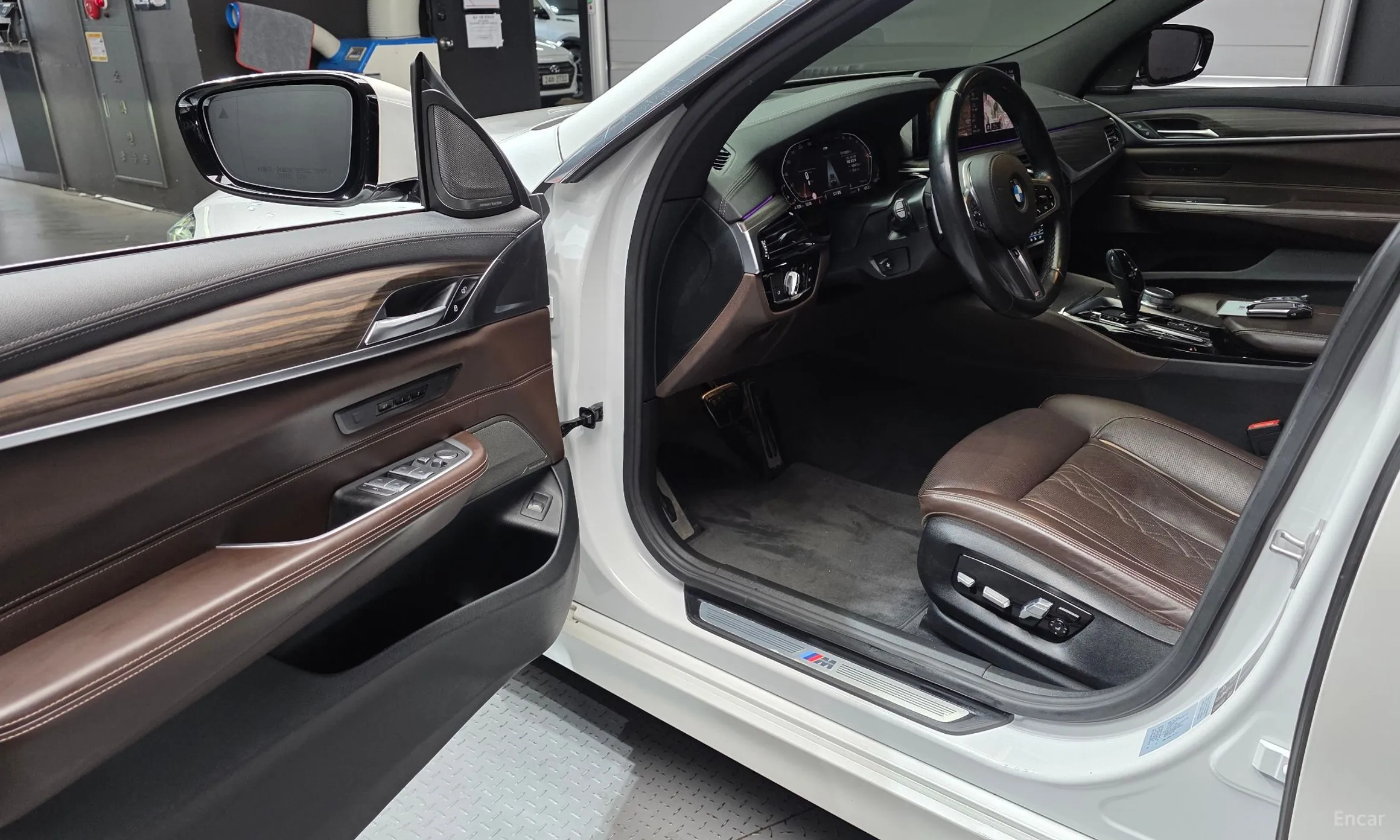 BMW 6-Series GT (G32) превью 10
