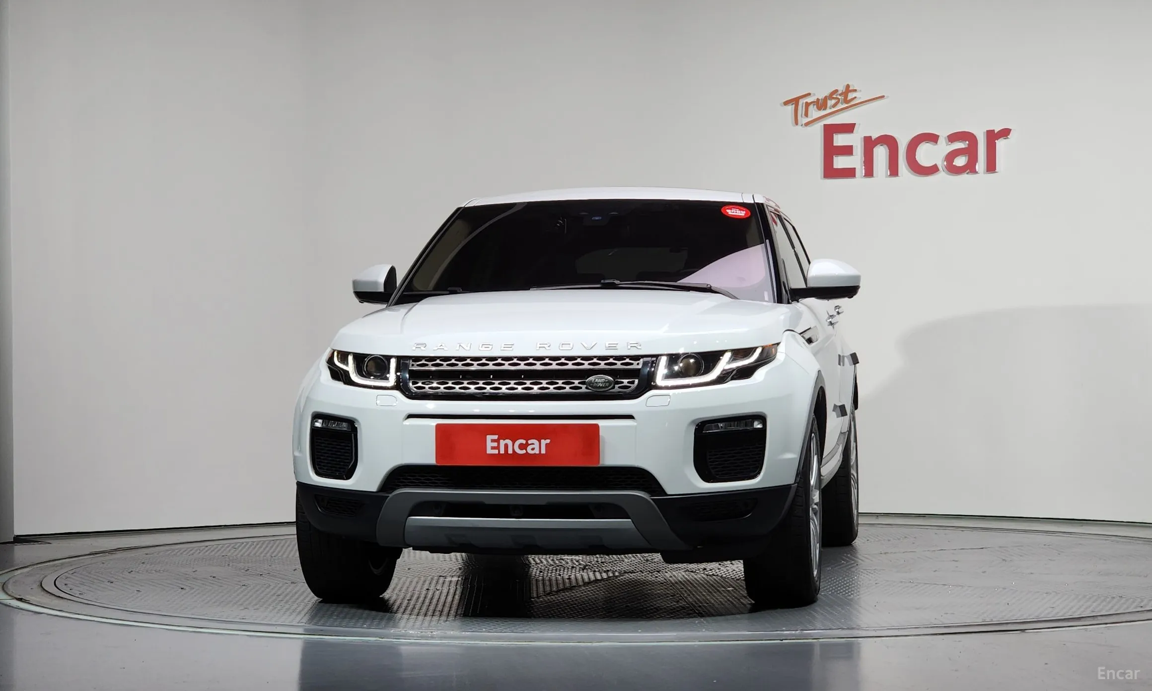 Land Rover Range Rover Evoque превью 3
