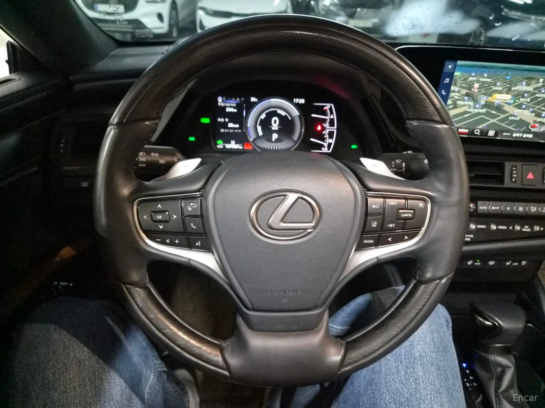 Lexus ES300h 7th Generation превью 10