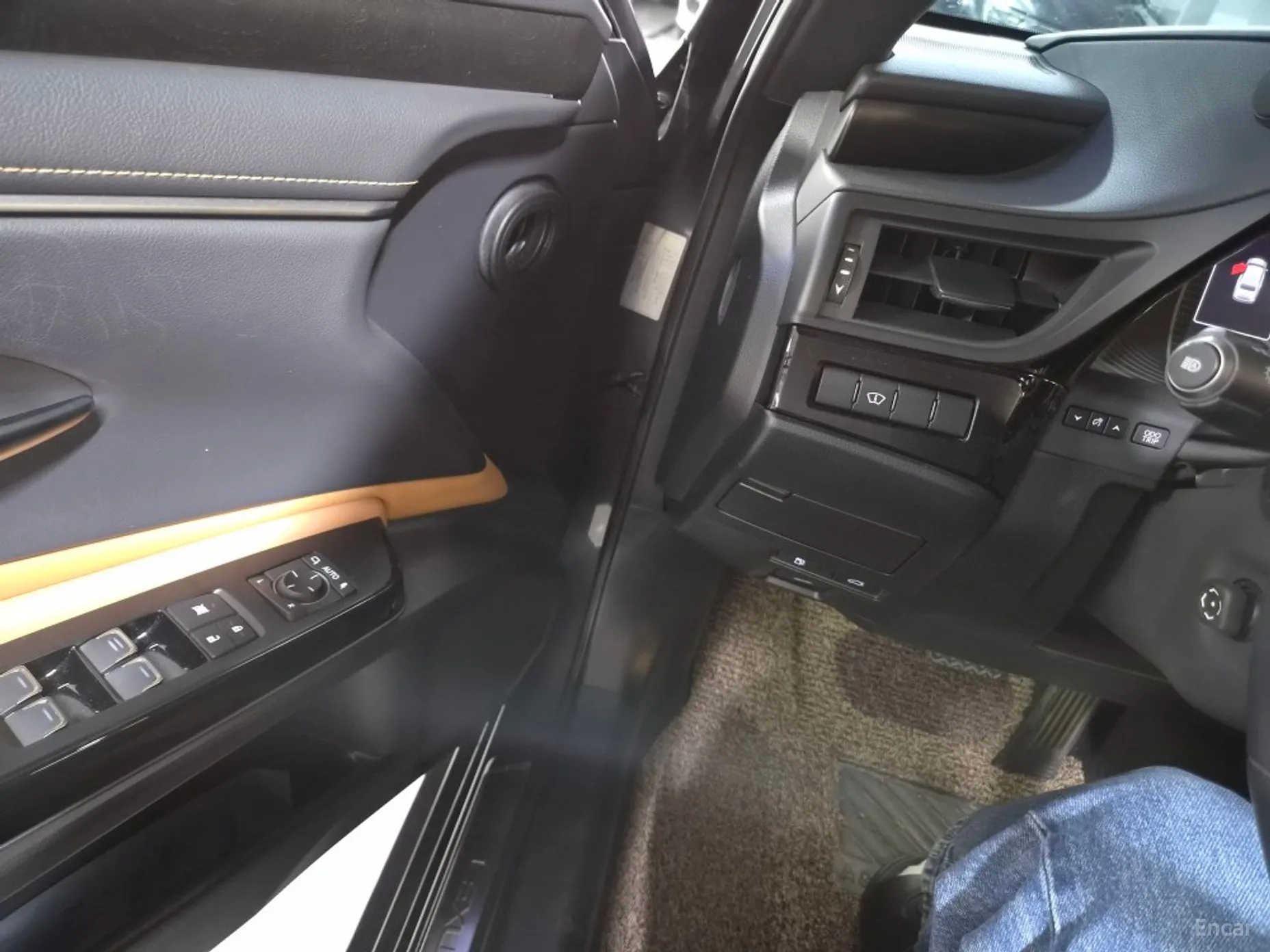 Lexus ES300h 7th Generation превью 14