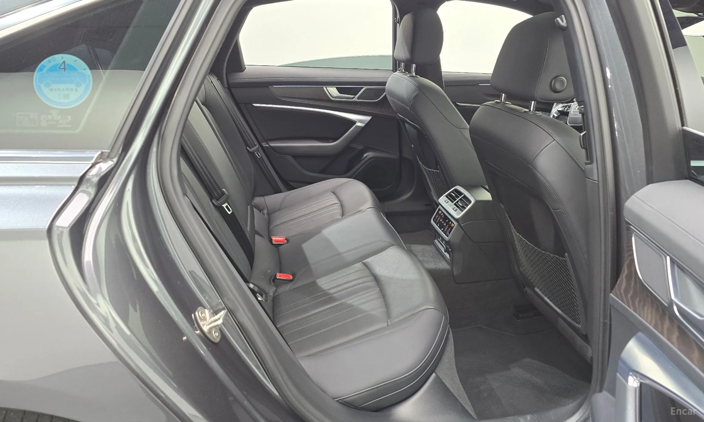 Audi A6 (C8) превью 20