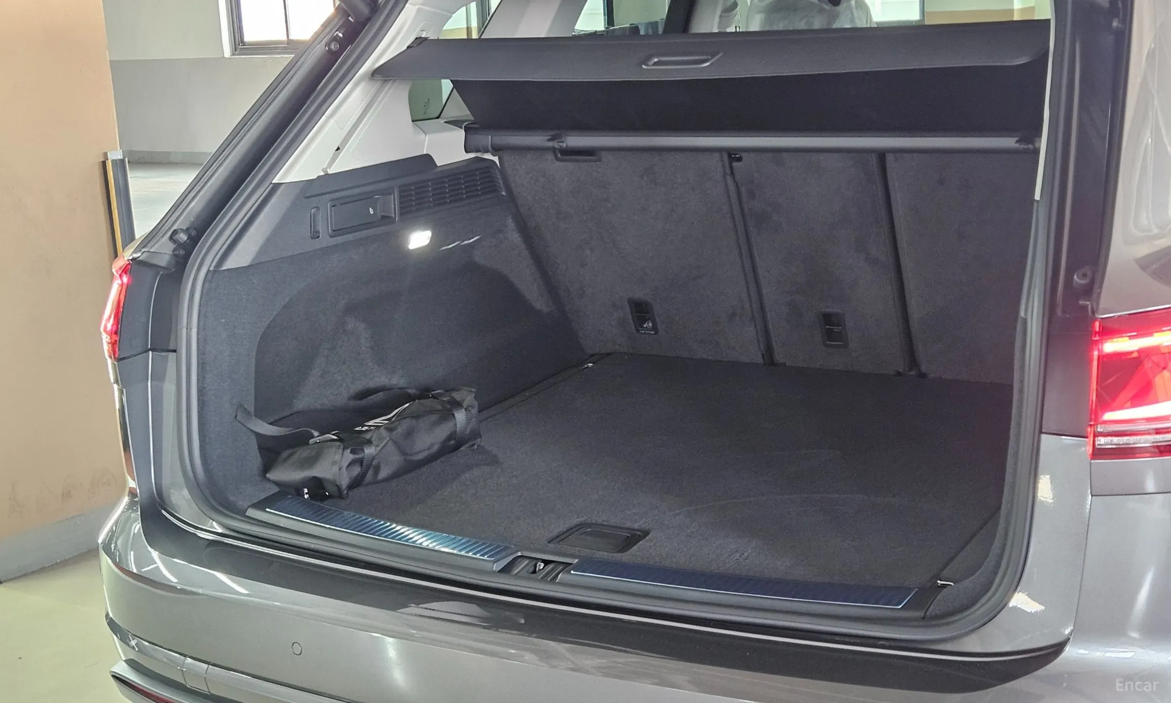Volkswagen Touareg 3rd Generation превью 12