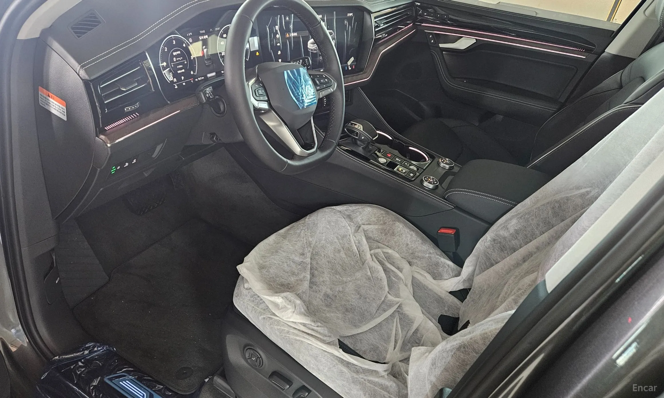 Volkswagen Touareg 3rd Generation превью 6