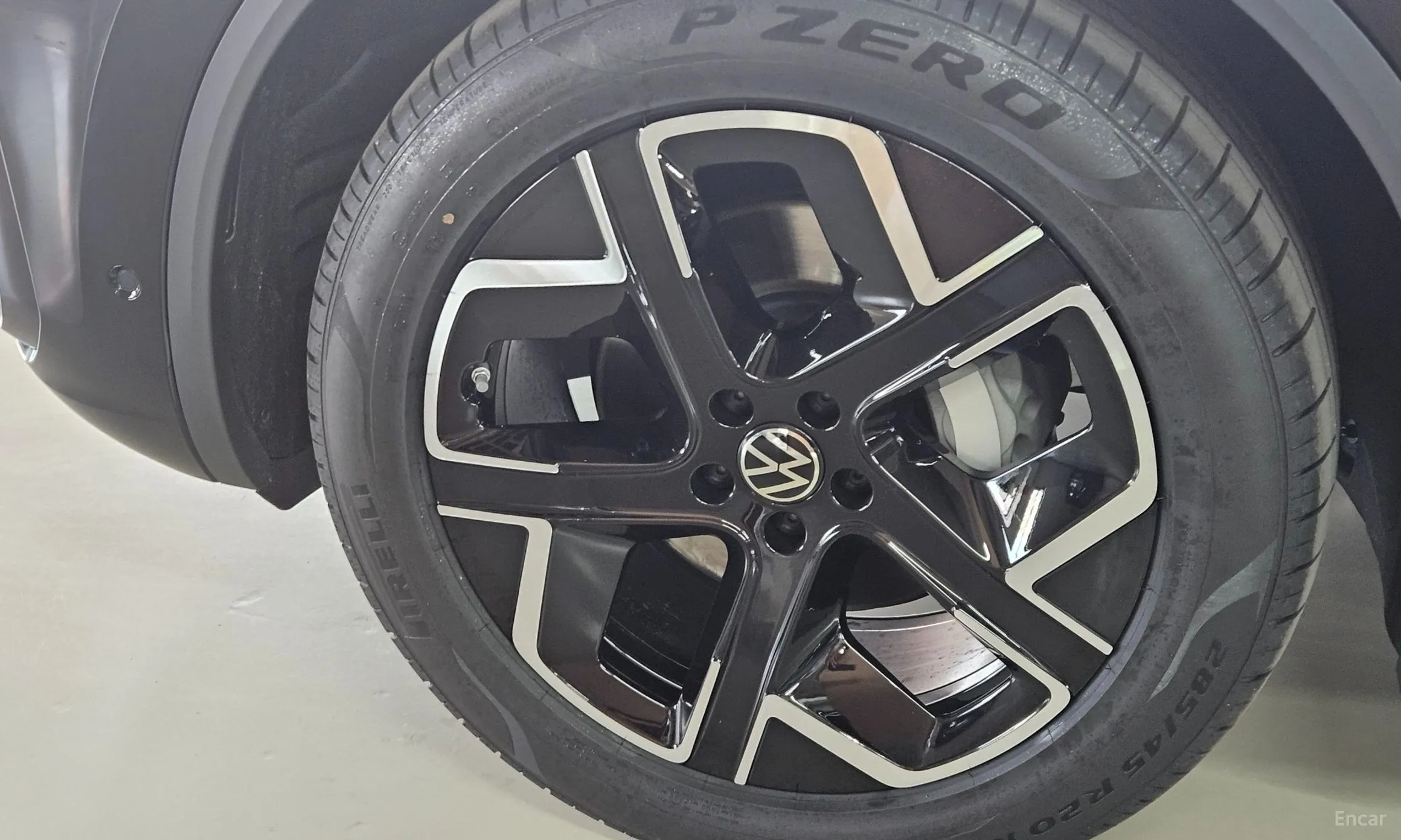 Volkswagen Touareg 3rd Generation превью 9