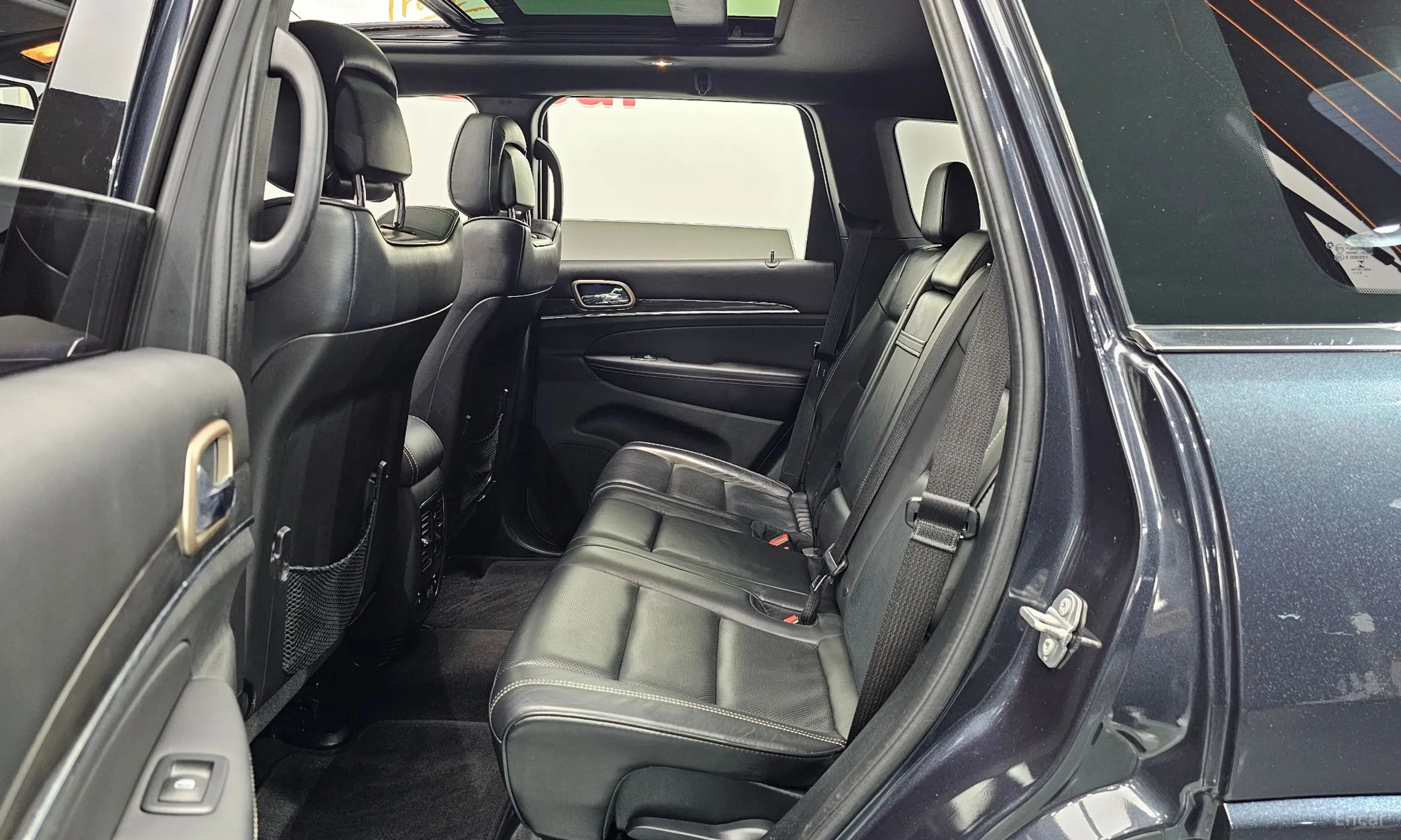 Jeep Grand Cherokee превью 11