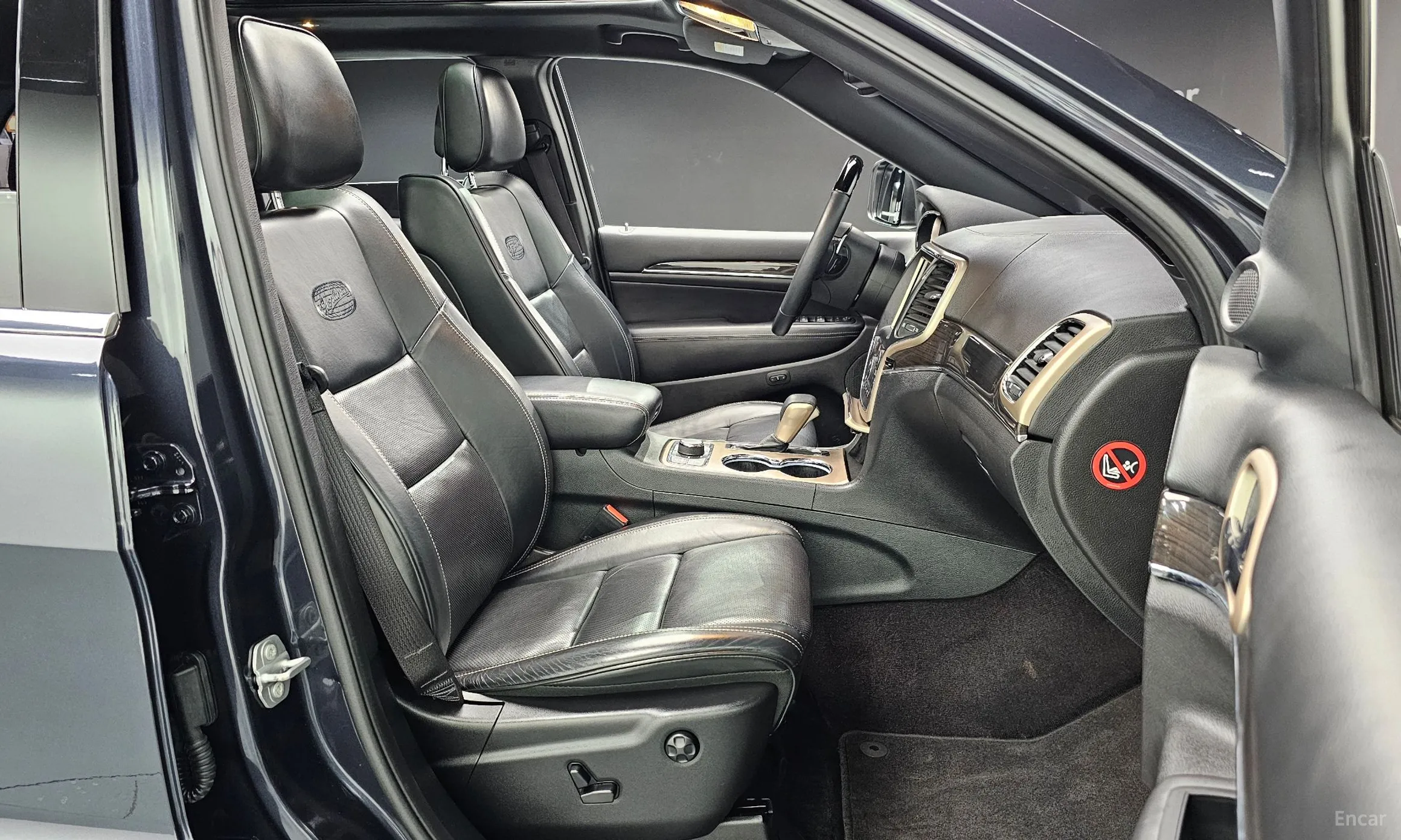 Jeep Grand Cherokee превью 12