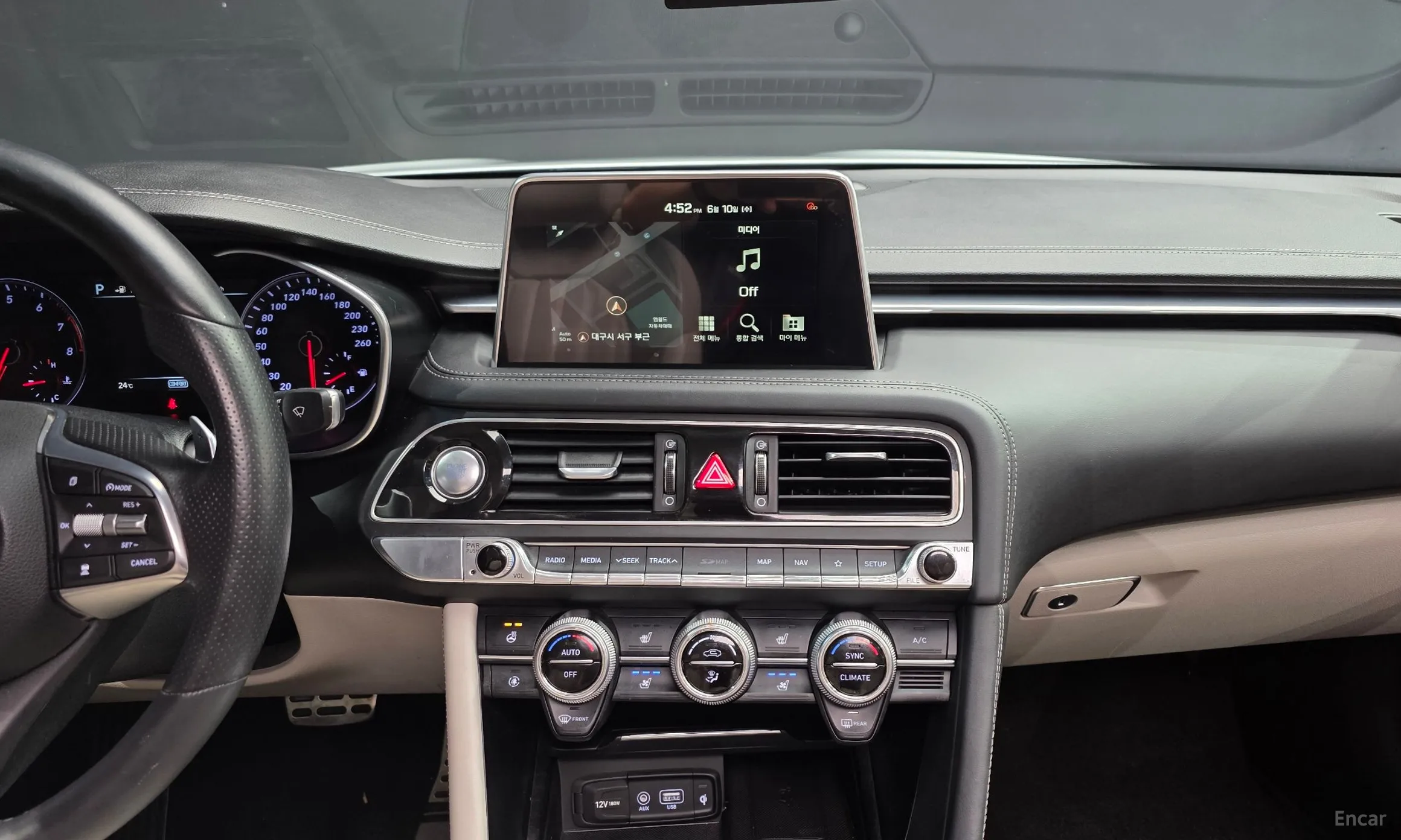 Genesis G70 превью 18