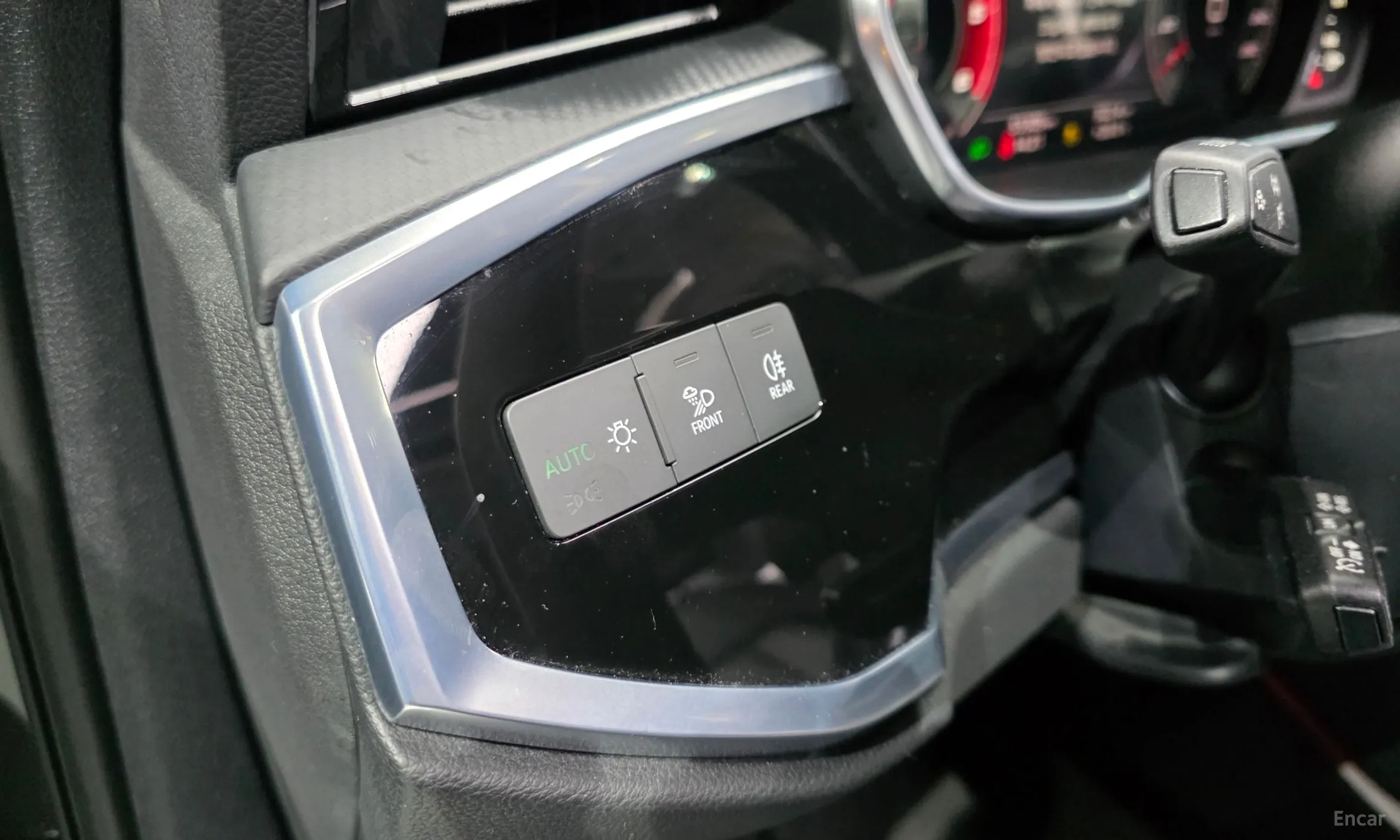 Audi Q3 (F3) превью 12