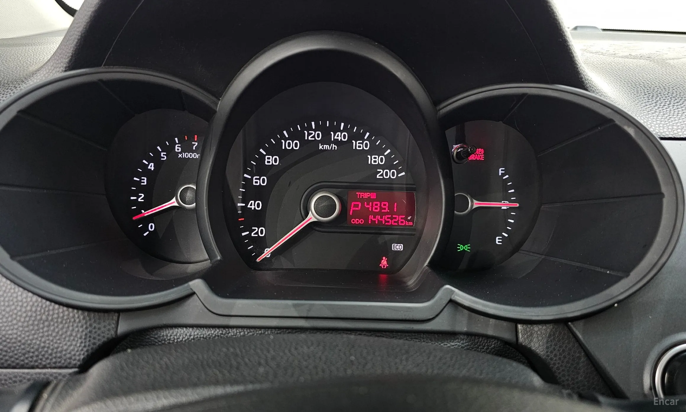 Kia morning превью 8