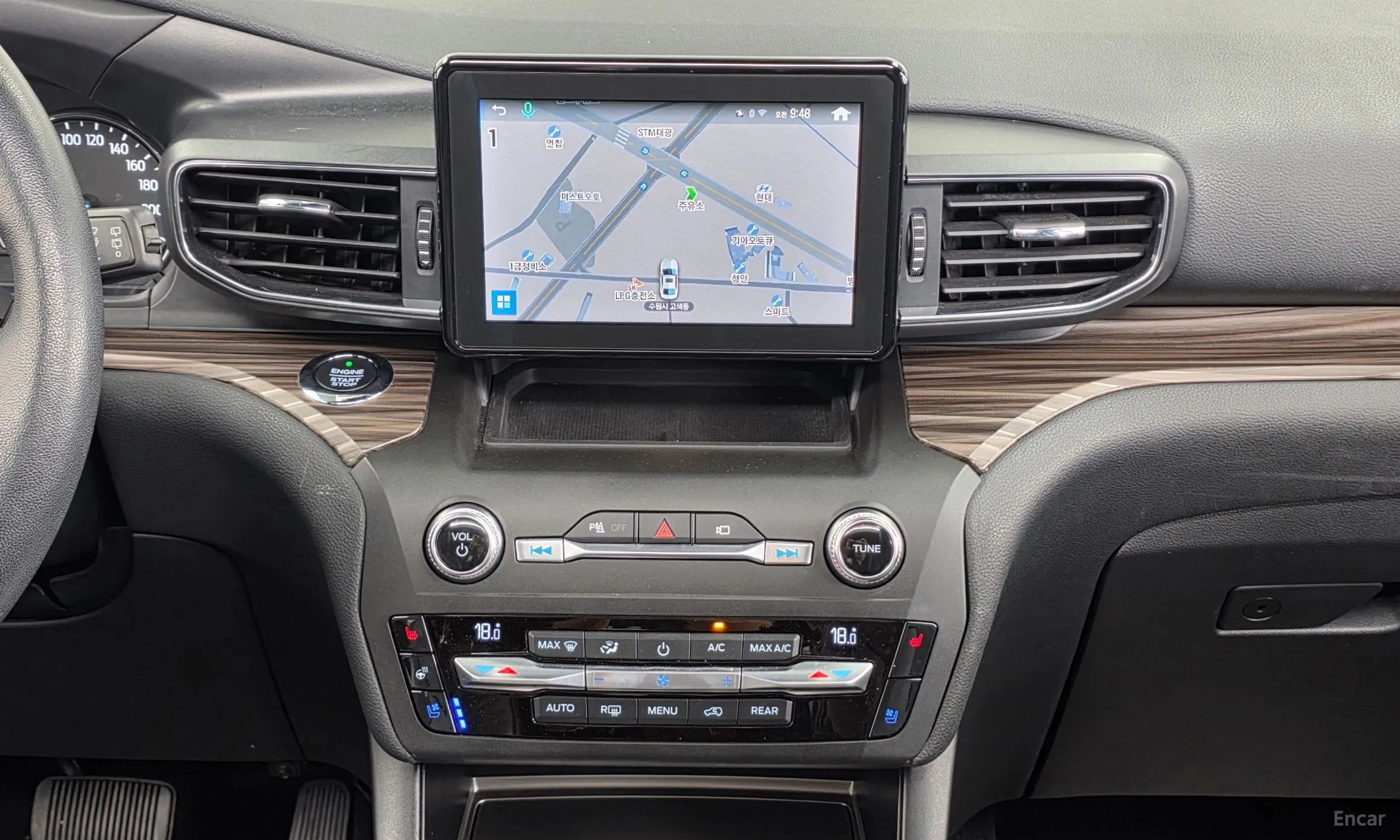 Ford Explorer 6th Generation превью 14