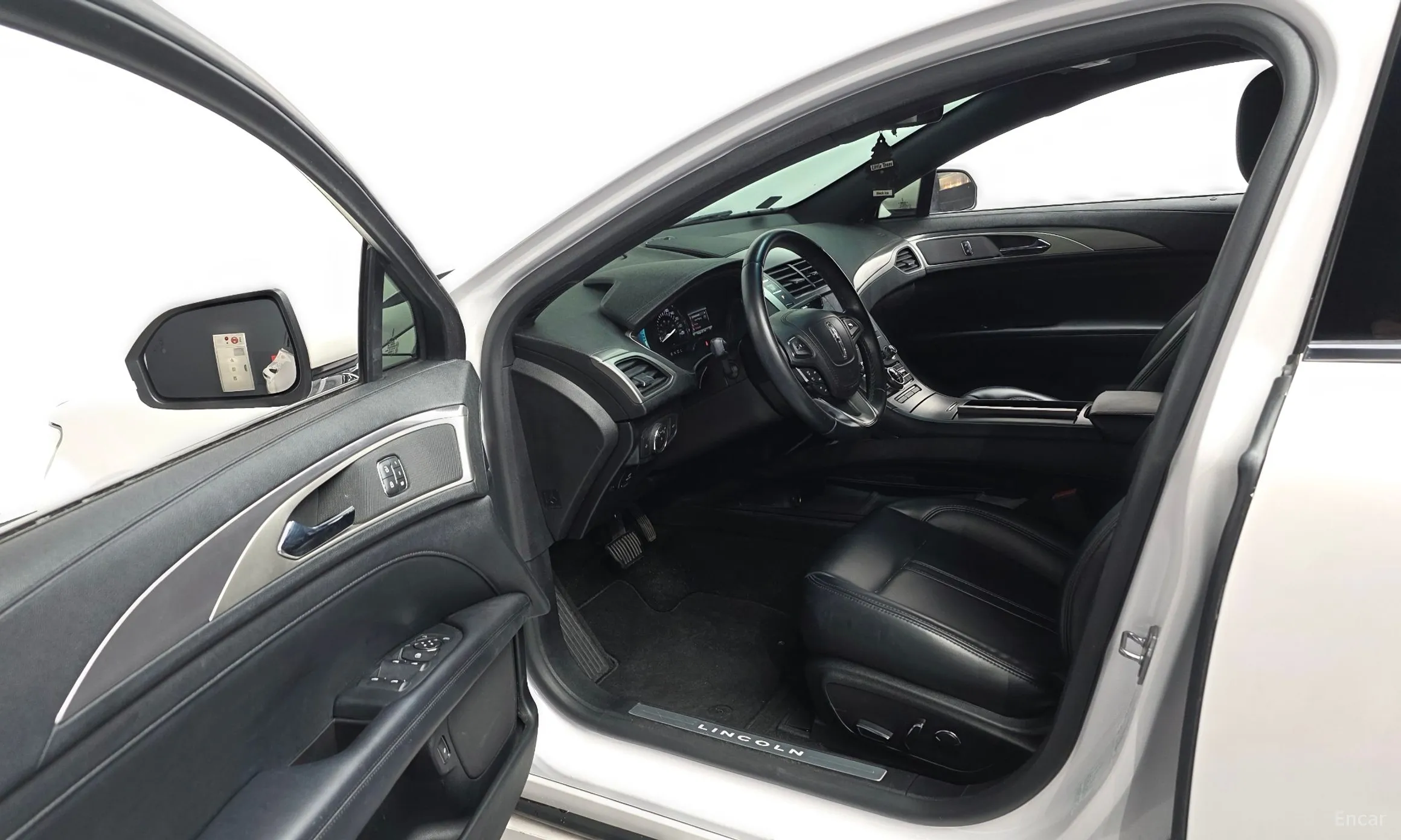 Lincoln New MKZ превью 10